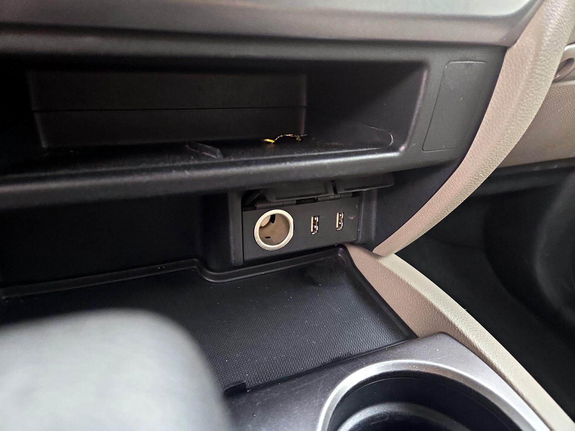 Thumbnail: 2016 Honda Pilot - 18