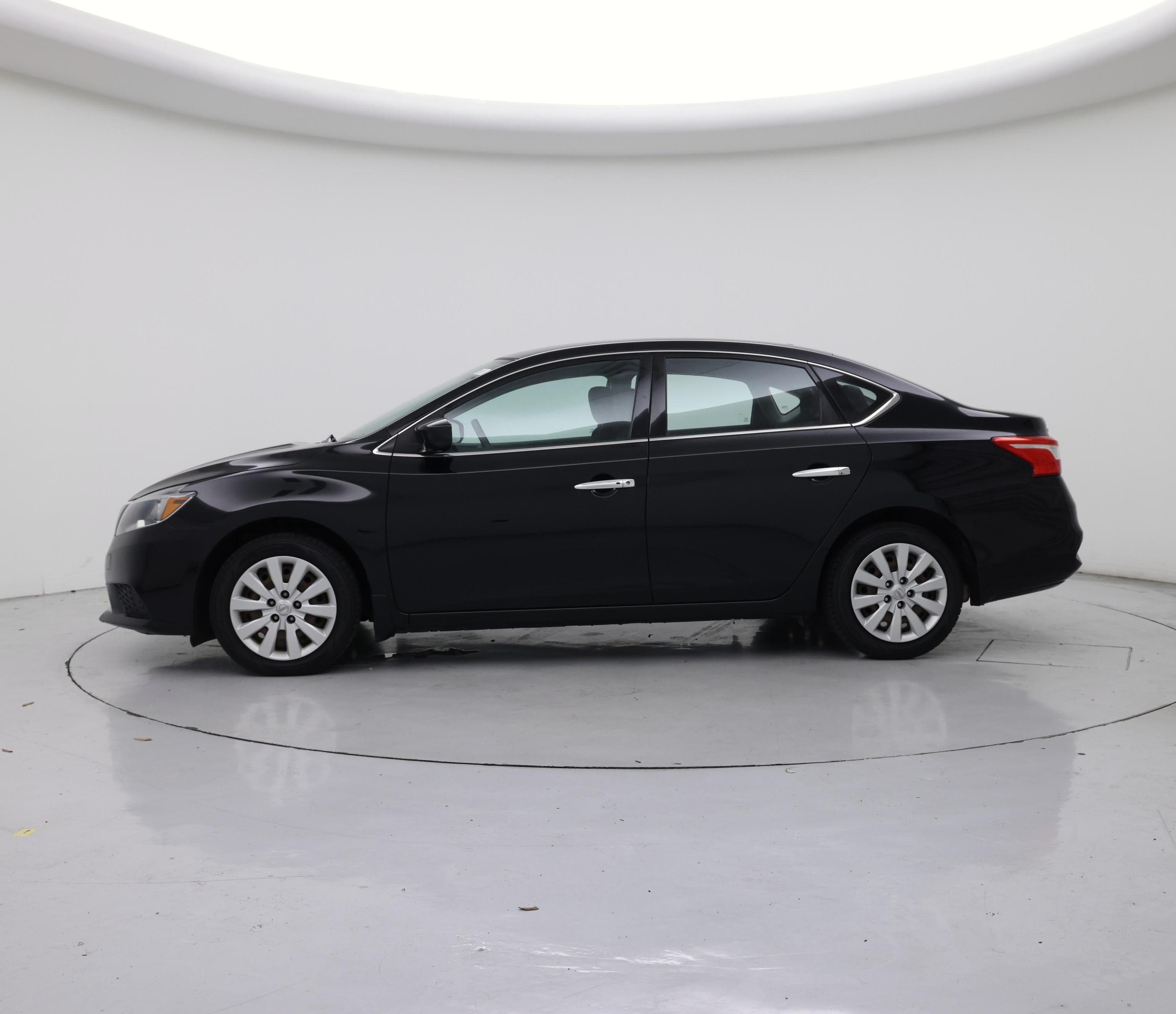 Thumbnail: 2017 Nissan Sentra - 3