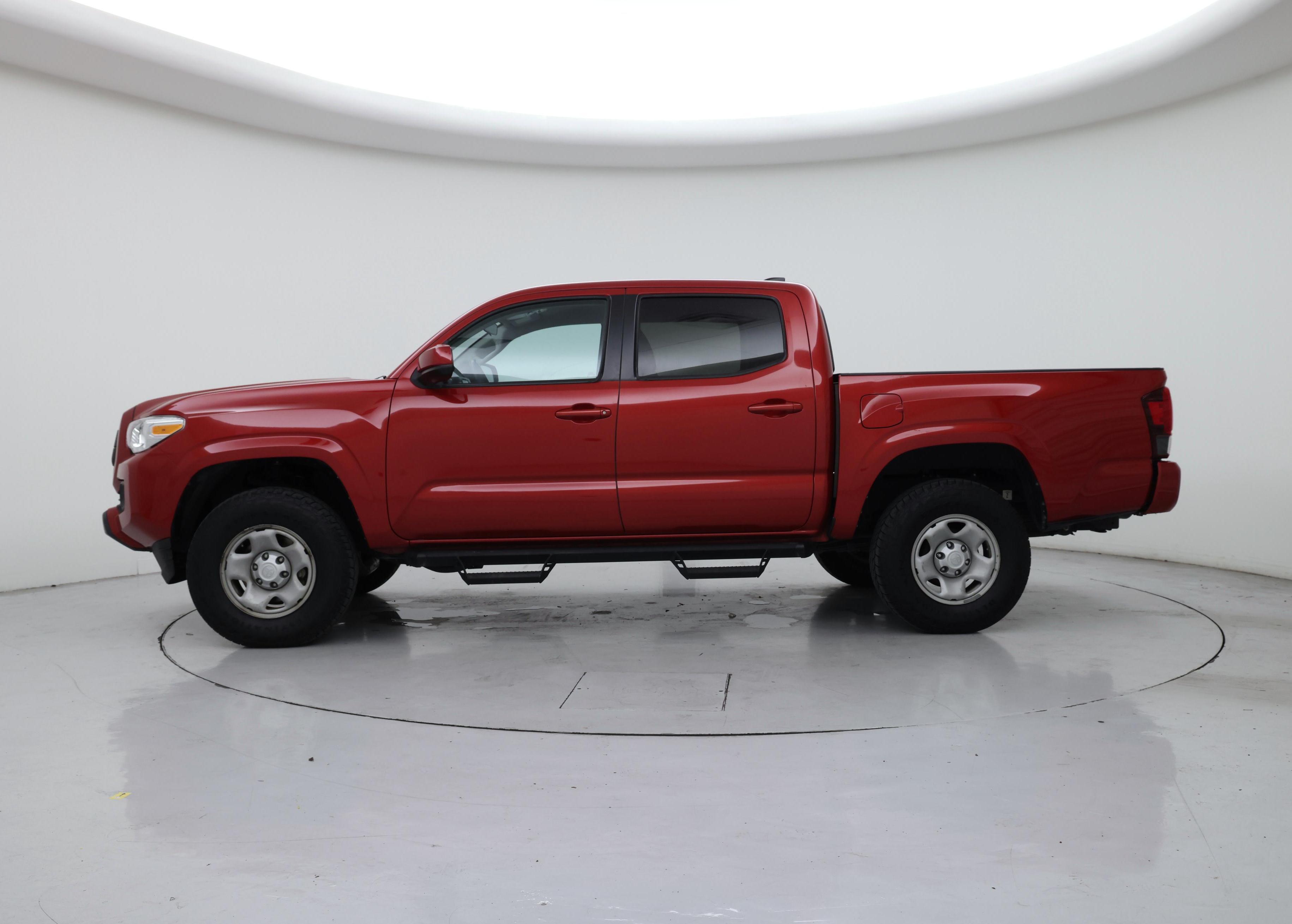 Thumbnail: 2021 Toyota Tacoma - 3
