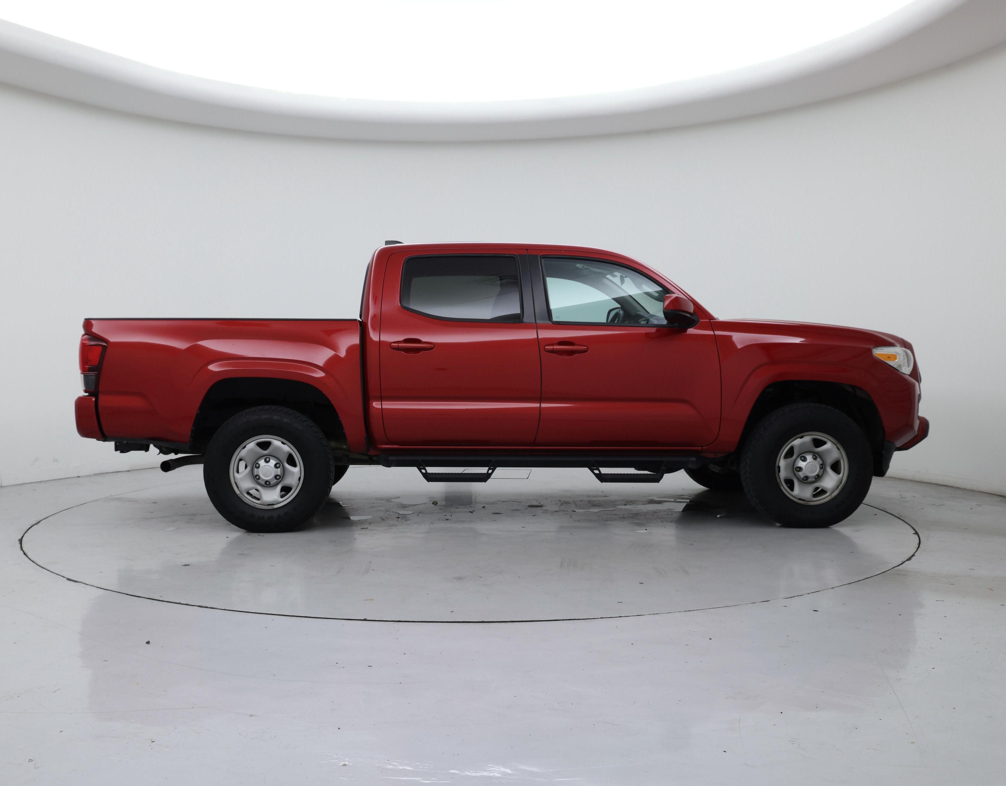 Thumbnail: 2021 Toyota Tacoma - 7