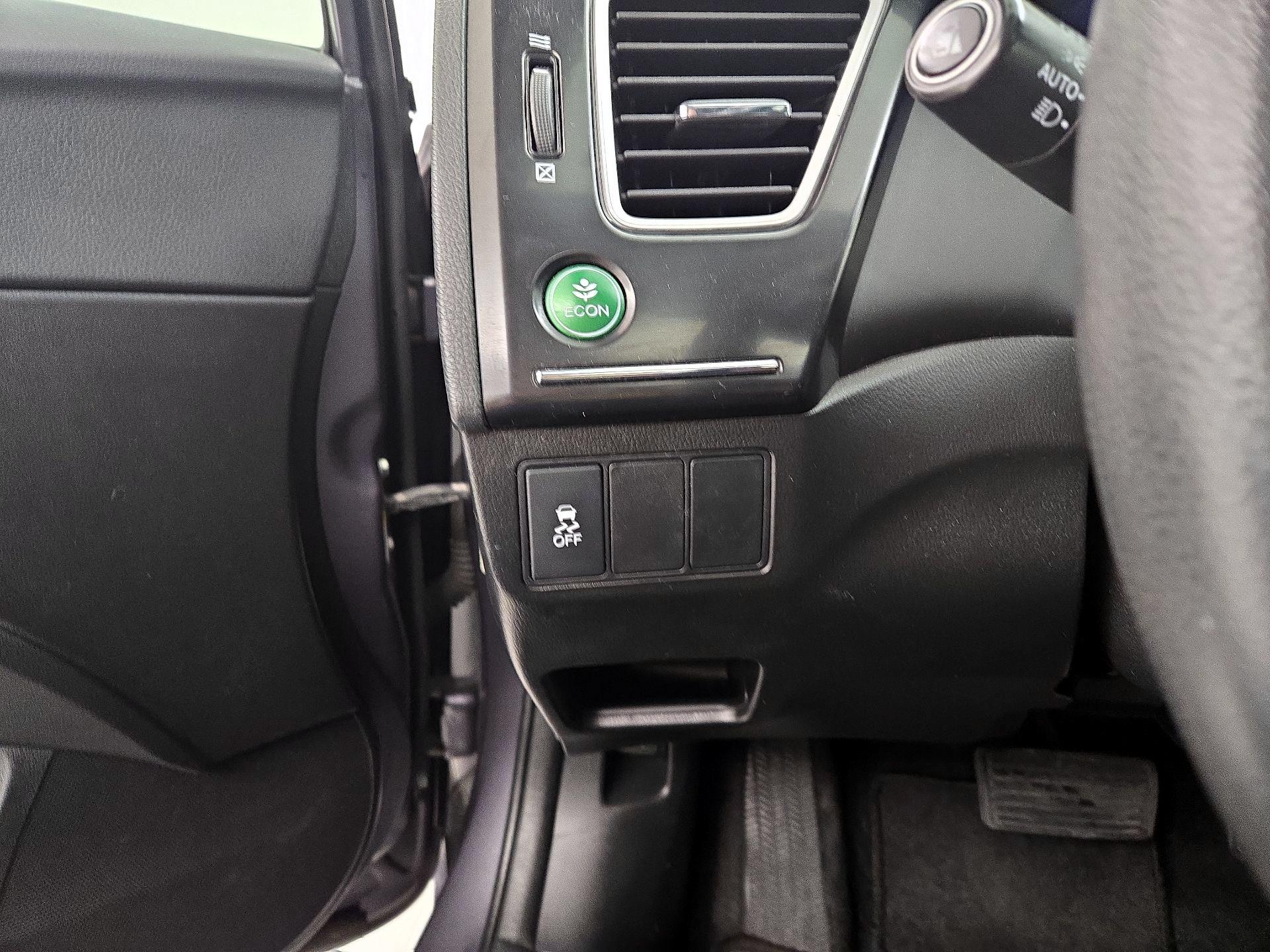 Thumbnail: 2014 Honda Civic - 13