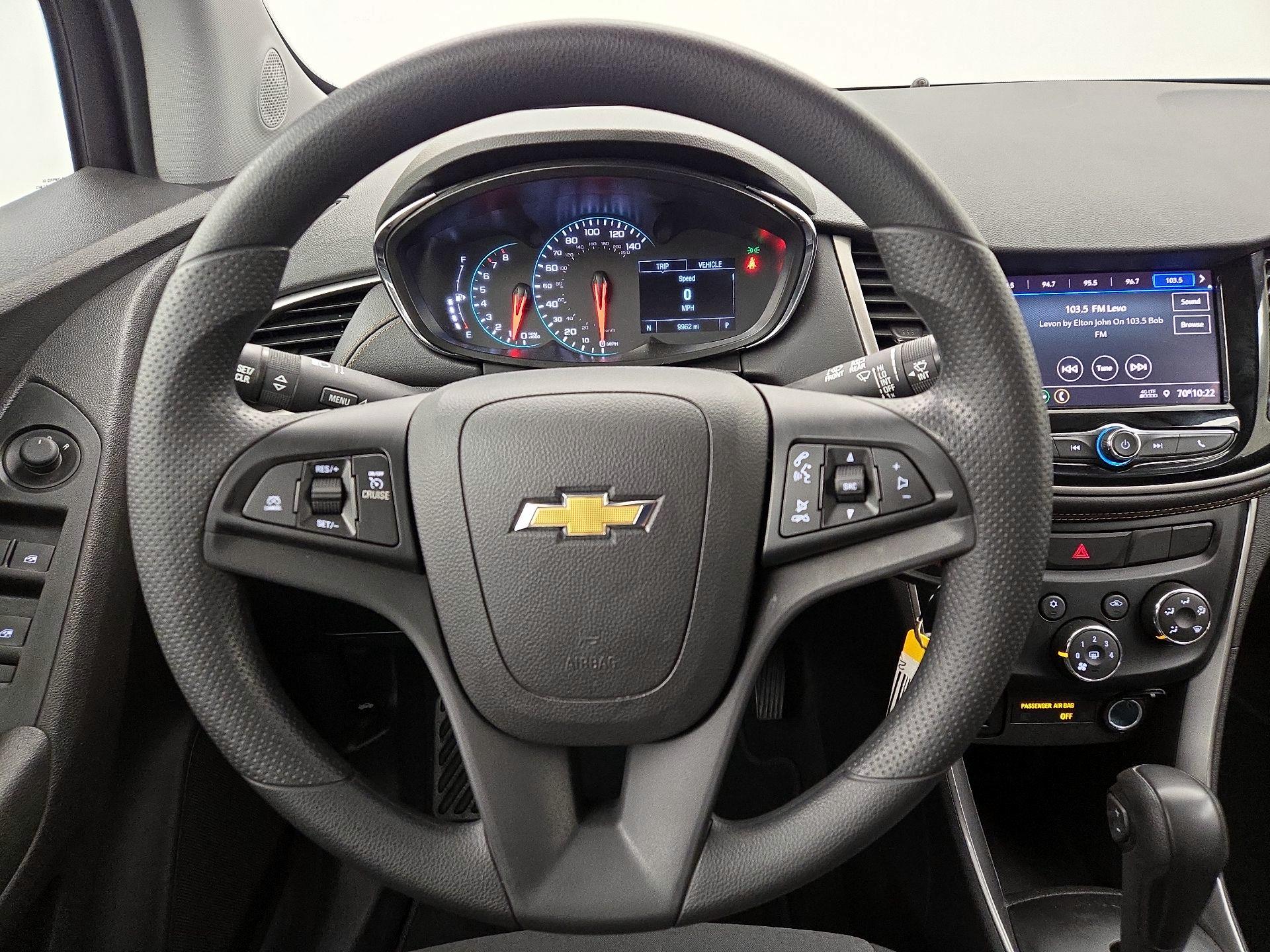Thumbnail: 2020 Chevrolet Trax - 10