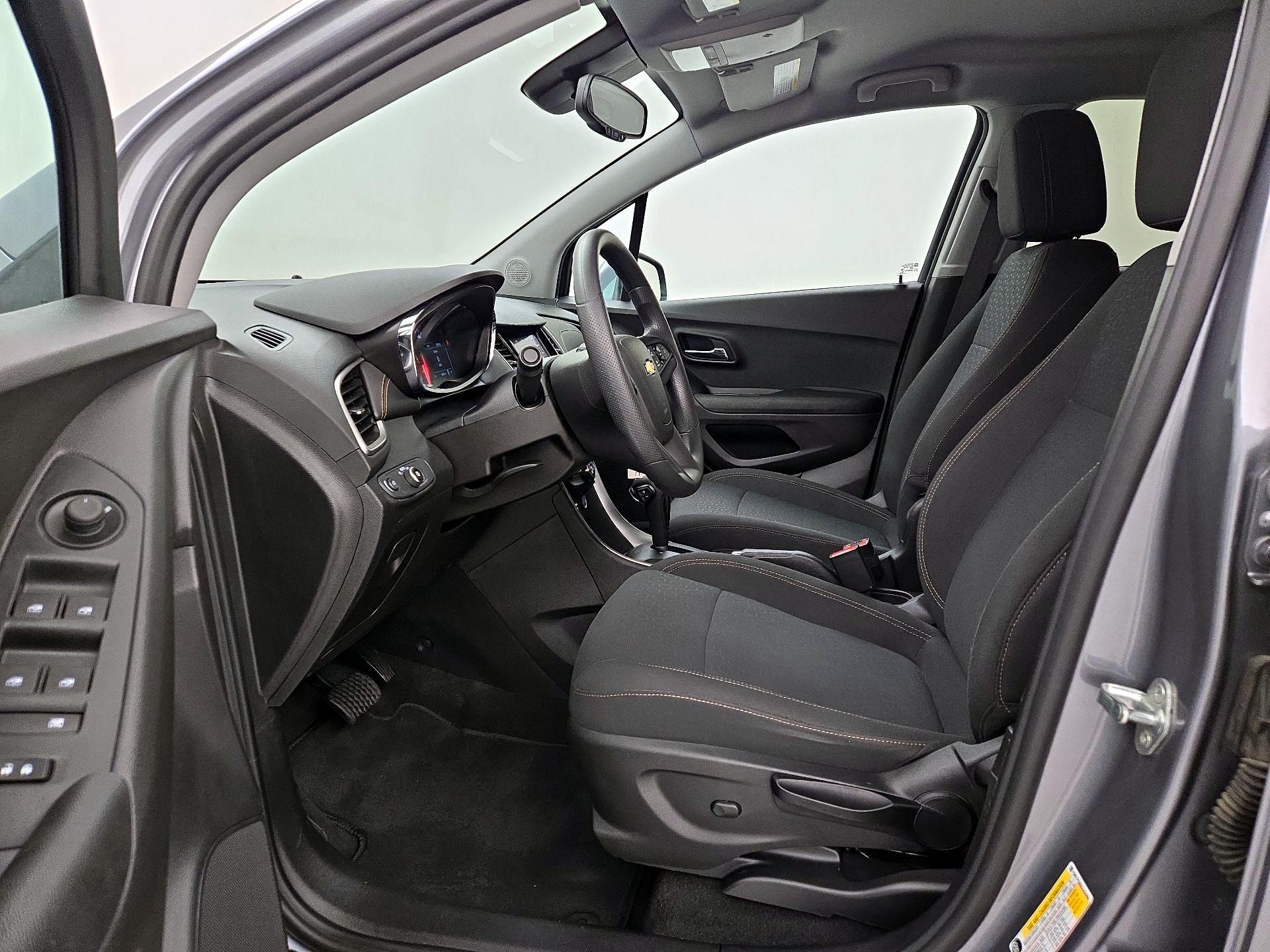 Thumbnail: 2020 Chevrolet Trax - 11