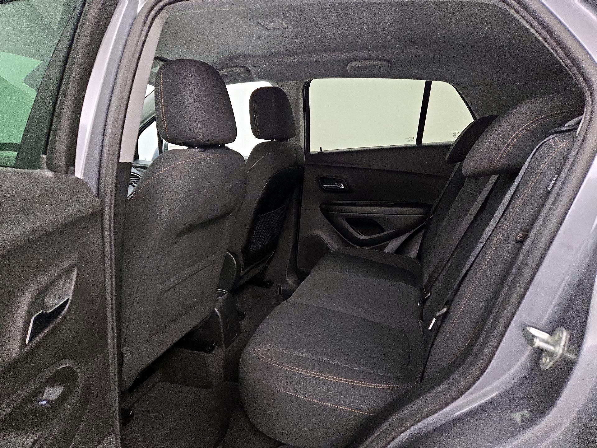 Thumbnail: 2020 Chevrolet Trax - 19