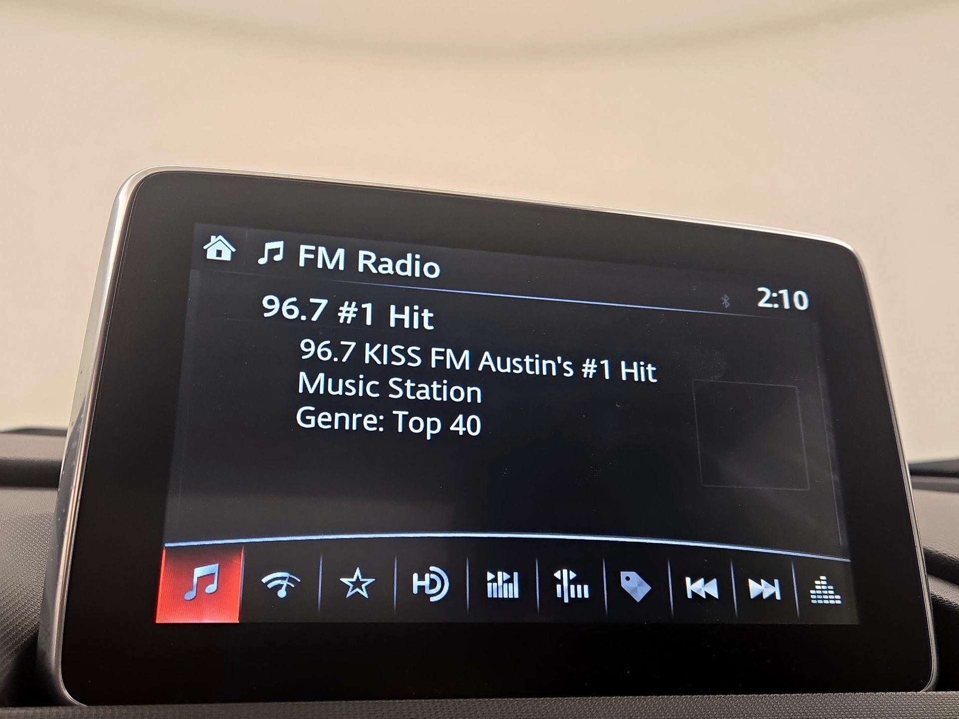 Thumbnail: 2017 Mazda MX-5 Miata - 15