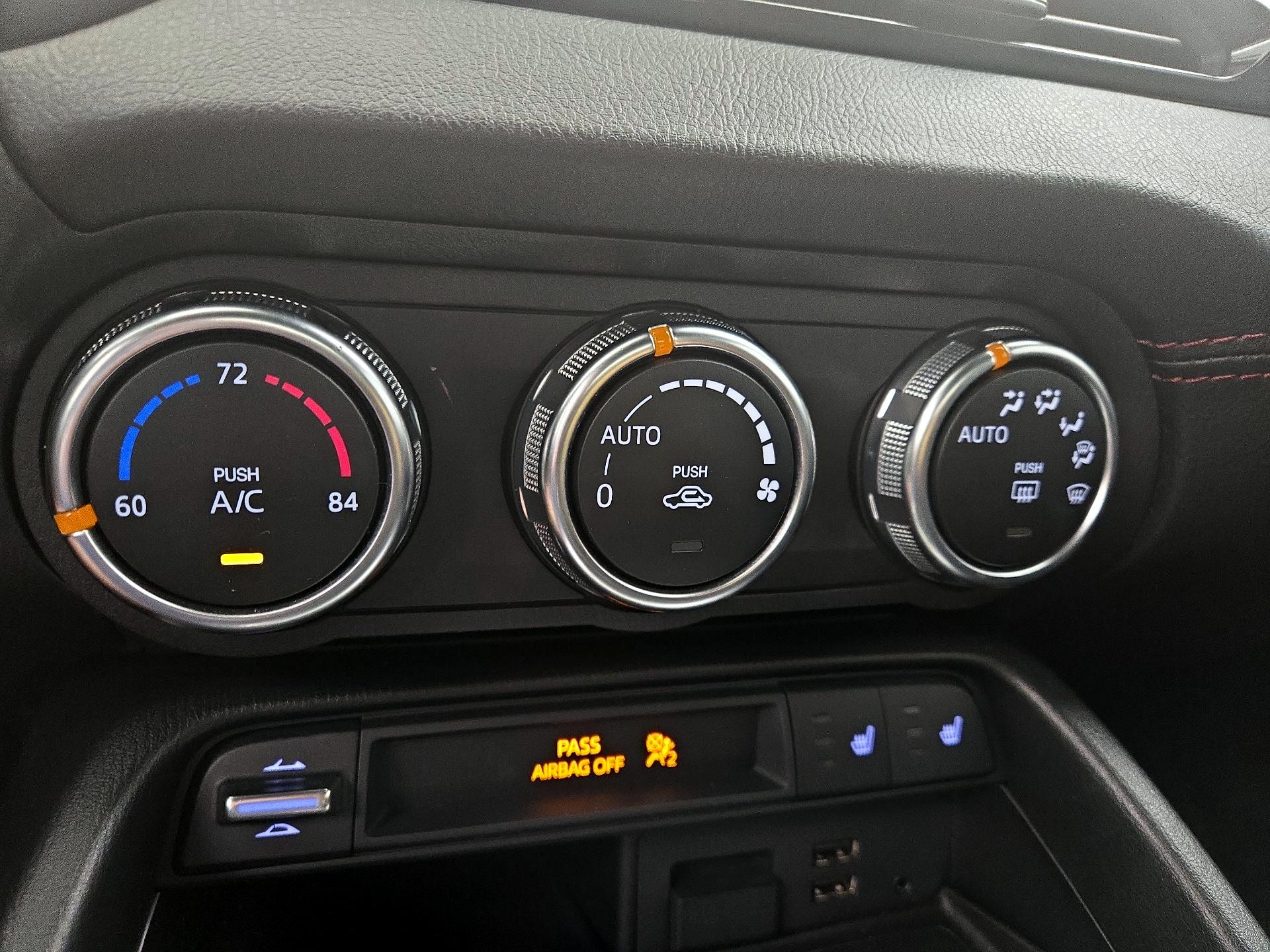 Thumbnail: 2017 Mazda MX-5 Miata - 16