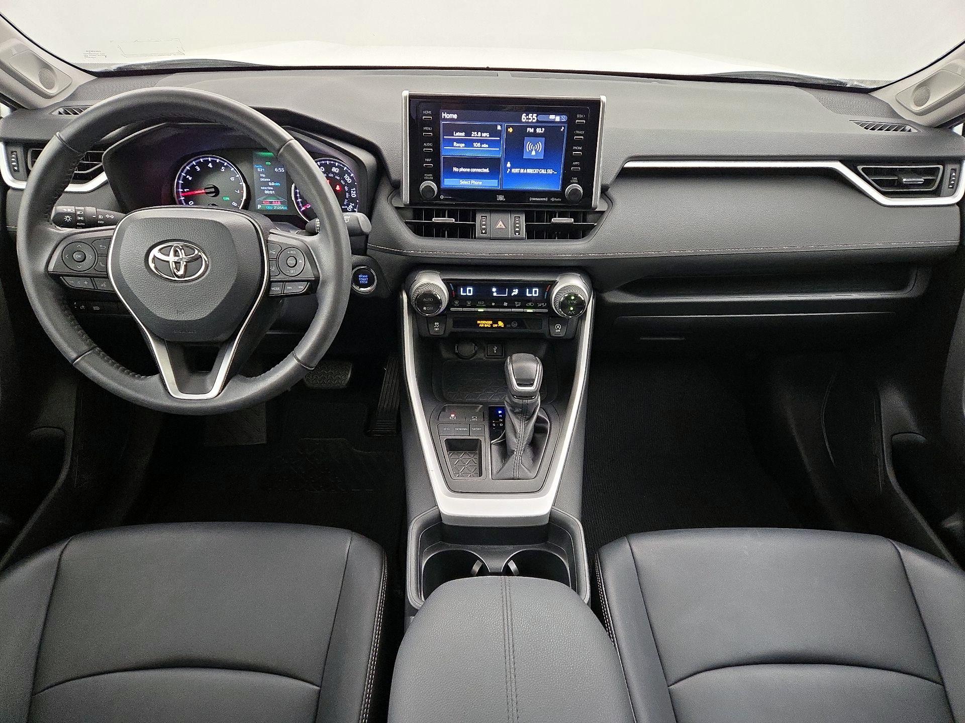 Thumbnail: 2020 Toyota RAV4 - 9