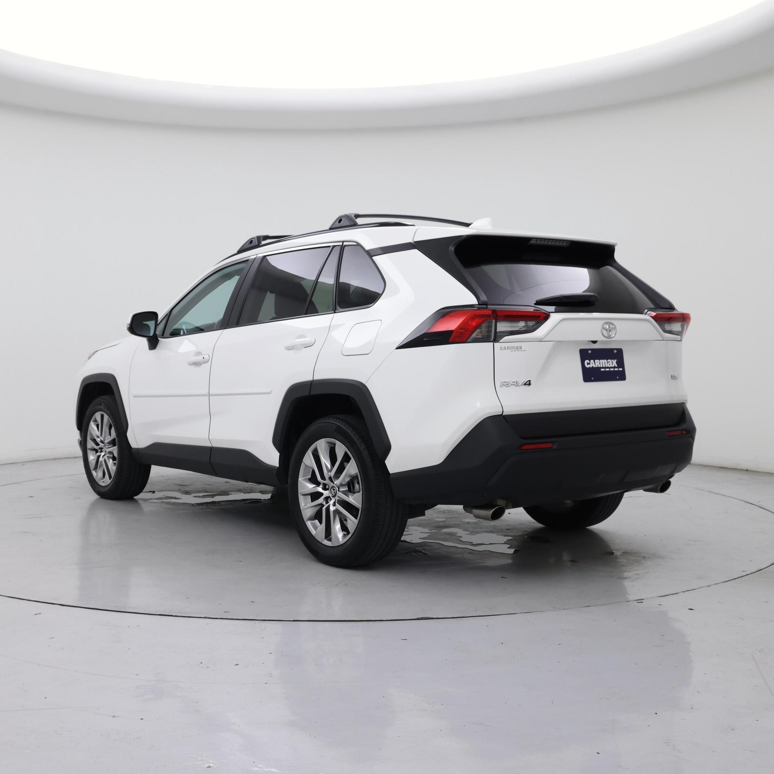 Thumbnail: 2020 Toyota RAV4 - 2