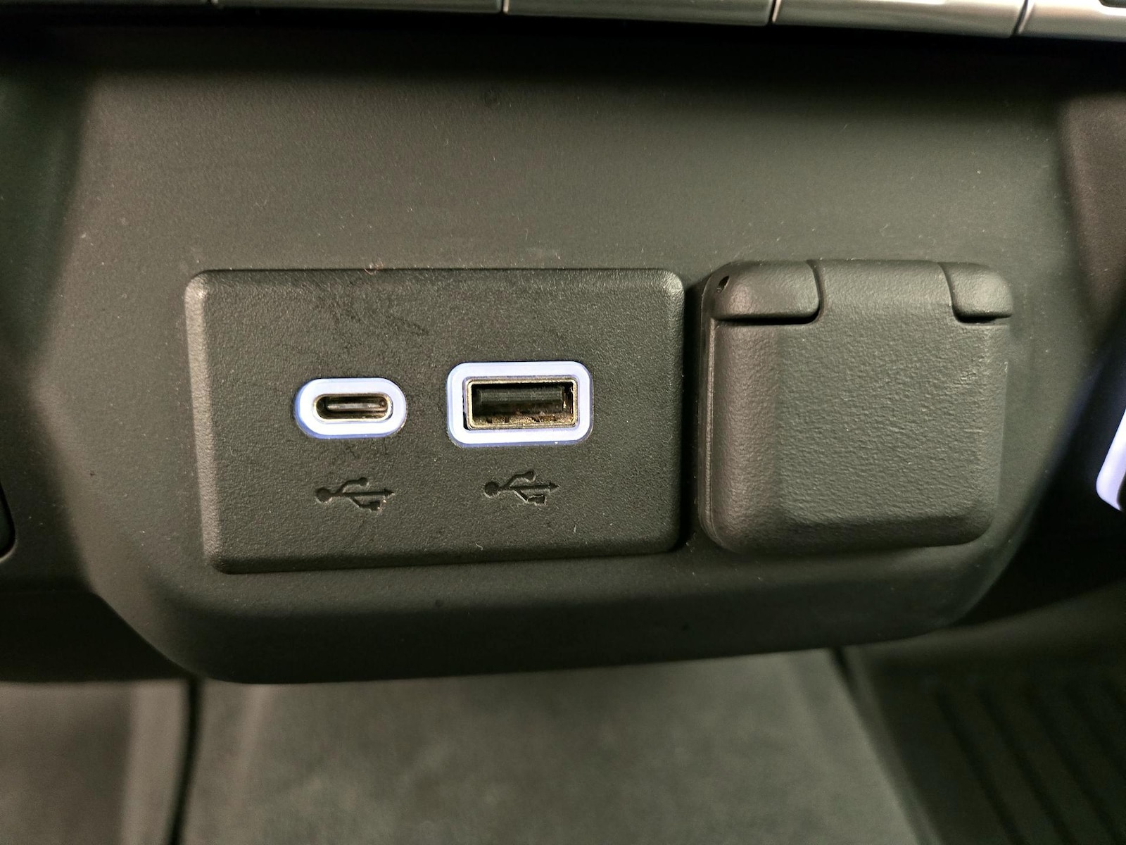 2022 Chevrolet Silverado 1500 Custom - Photo 19