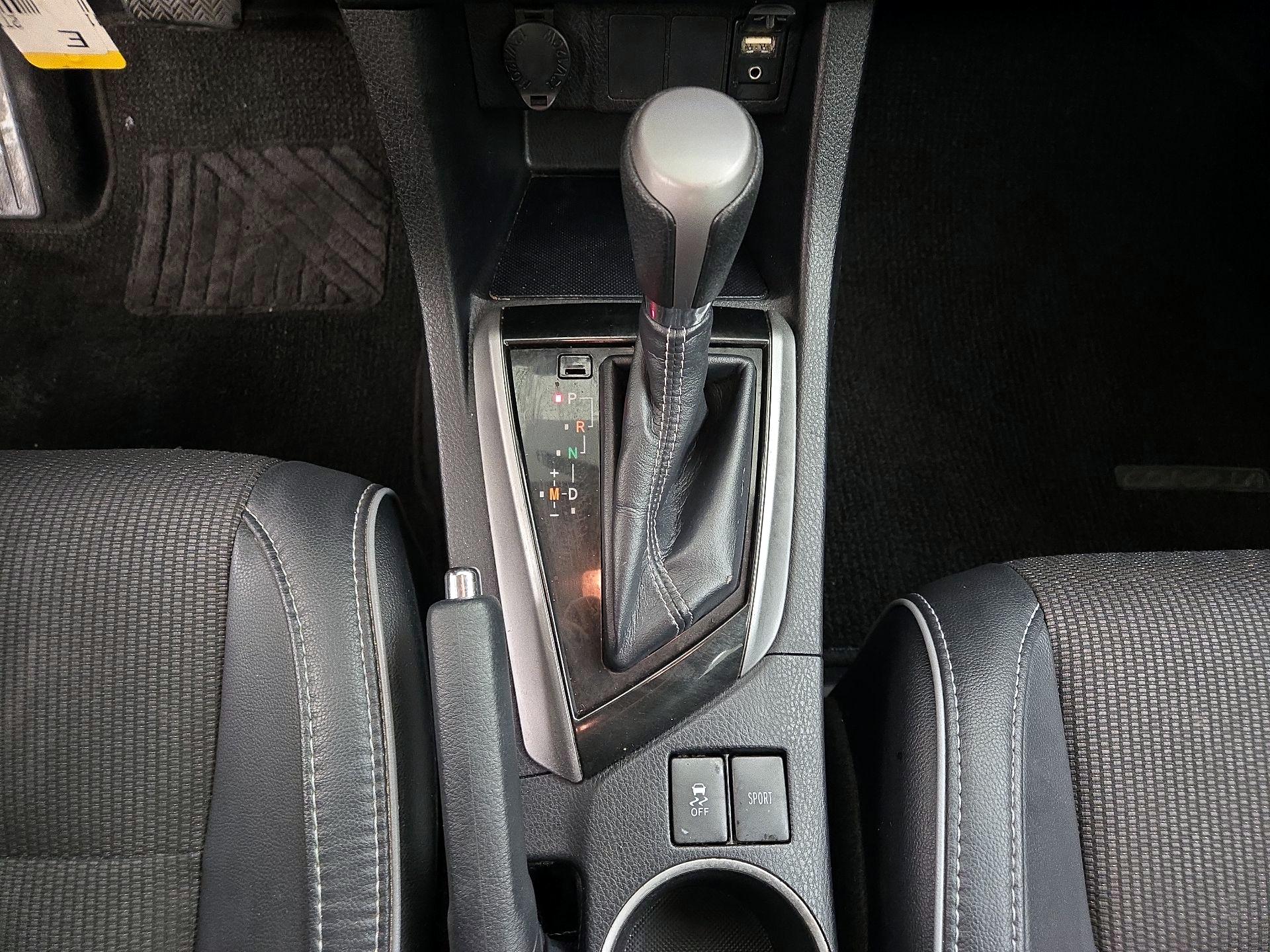 Thumbnail: 2014 Toyota Corolla - 17