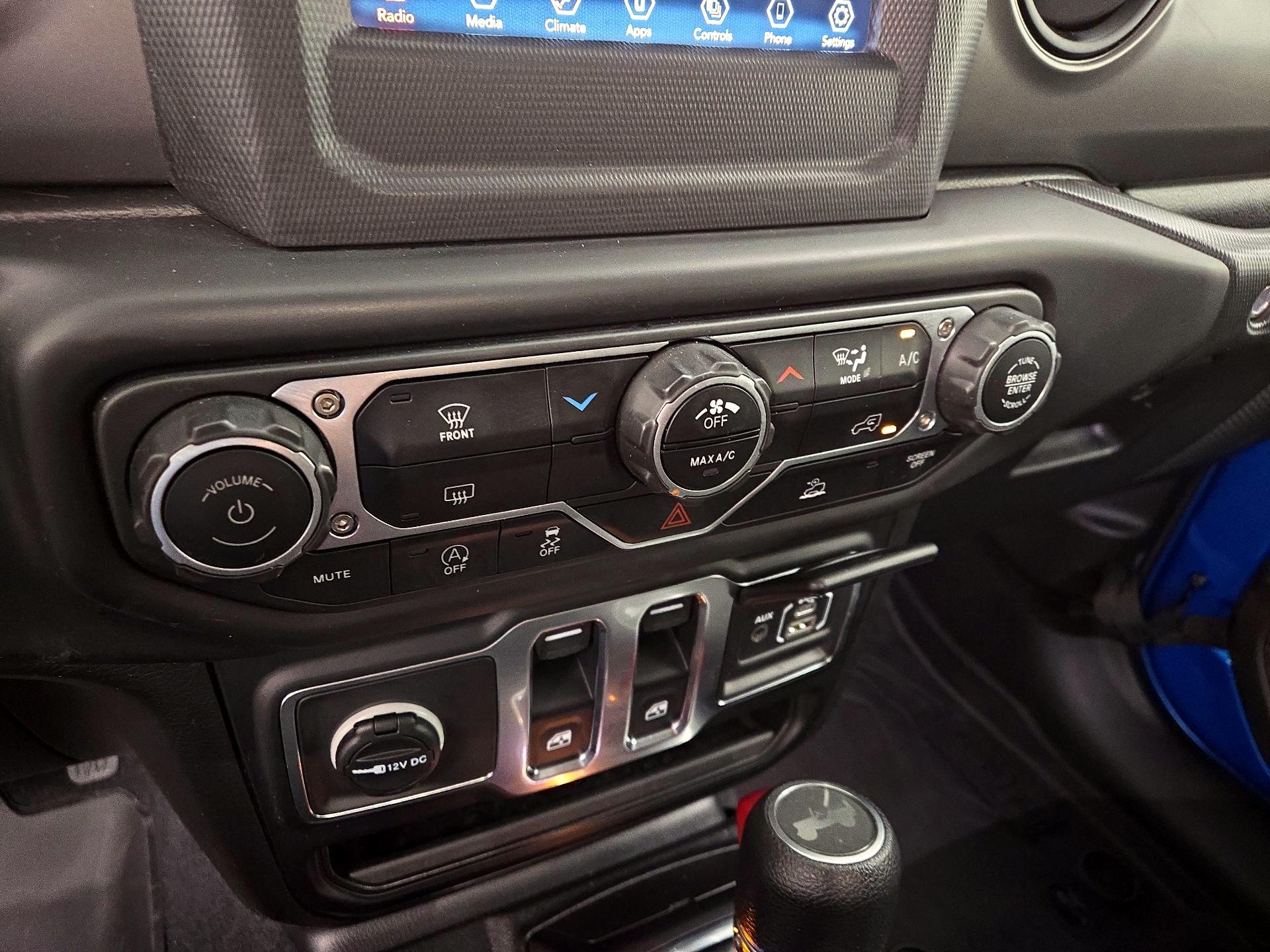 Thumbnail: 2023 Jeep Wrangler - 16