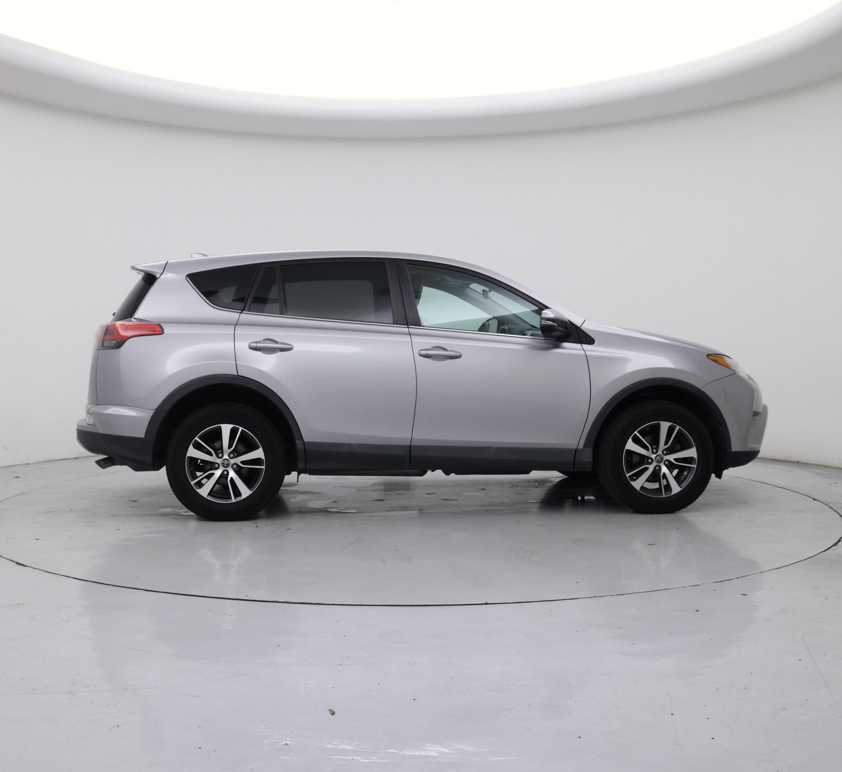Thumbnail: 2018 Toyota RAV4 - 7