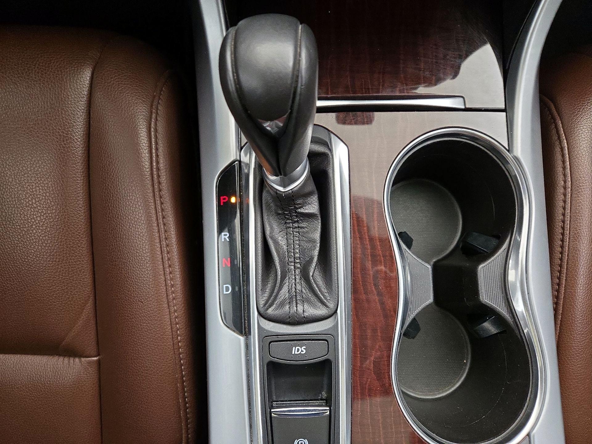 Thumbnail: 2016 Acura TLX - 17