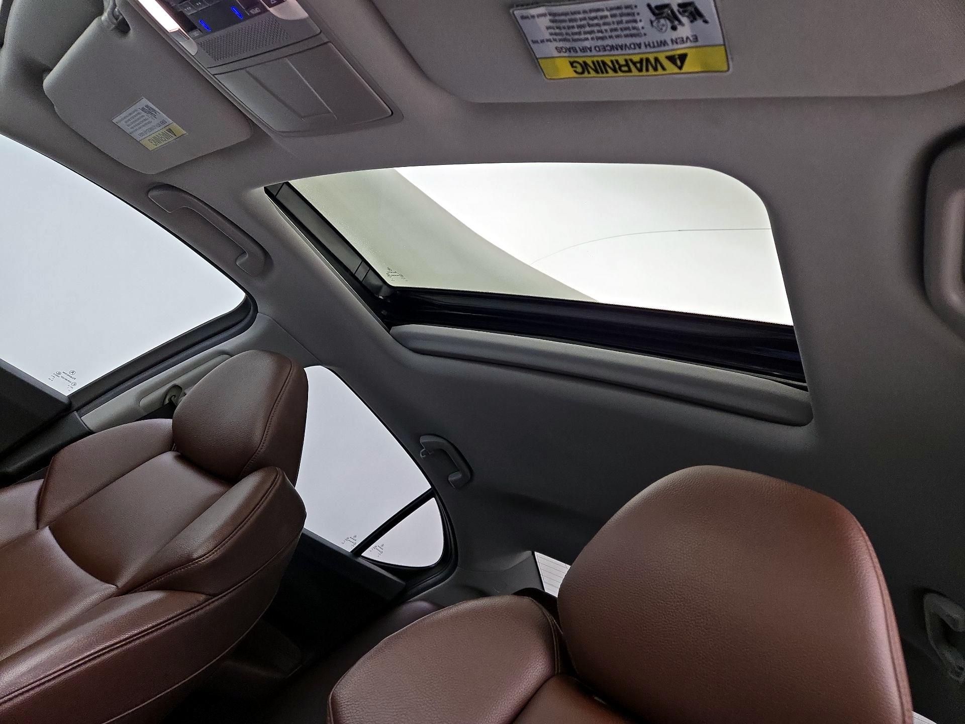 Thumbnail: 2016 Acura TLX - 19