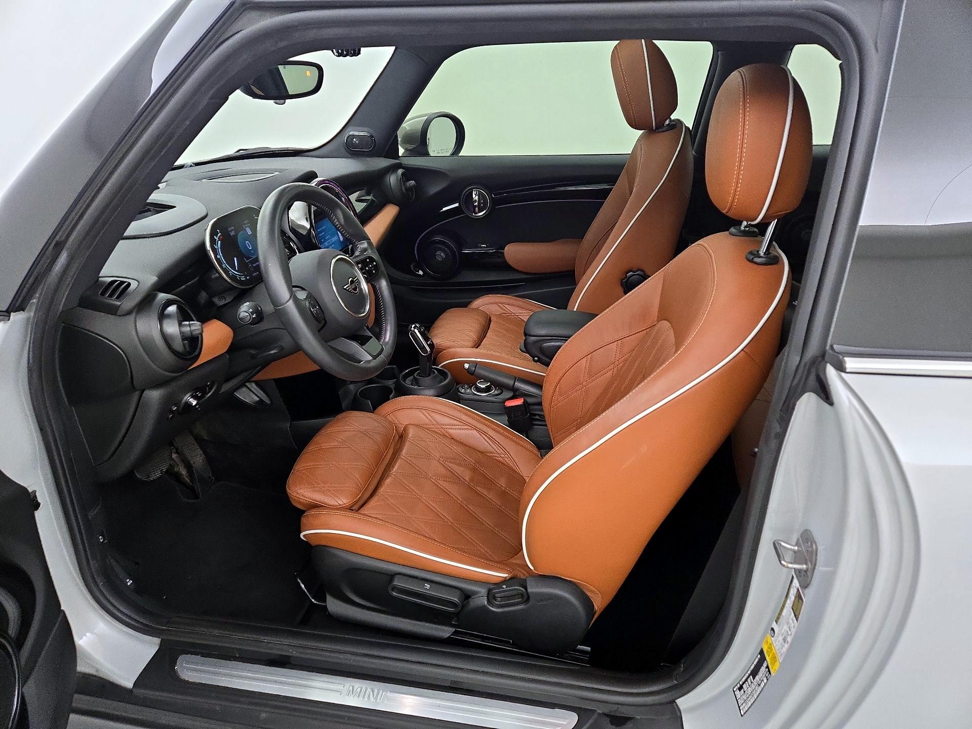 Thumbnail: 2023 MINI Cooper Hardtop - 11