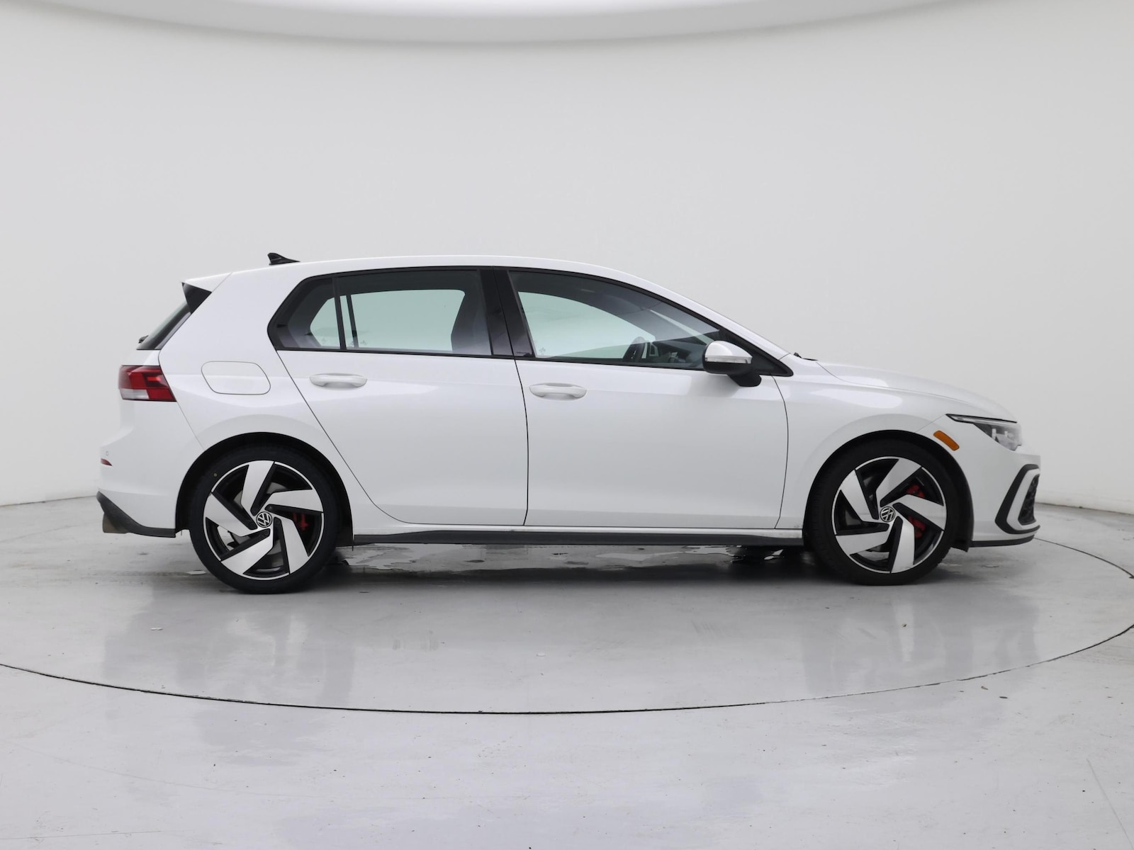 2024 Volkswagen Golf GTI S - Photo 8