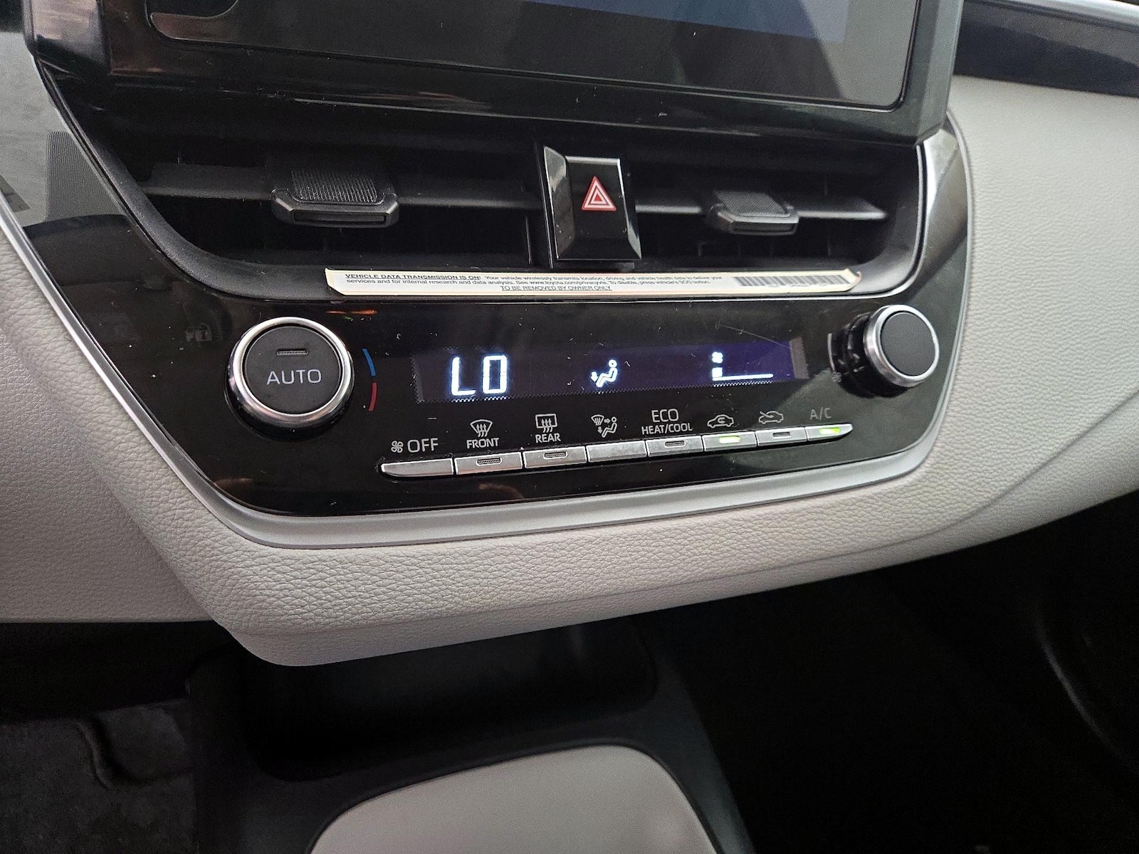 2024 Toyota Corolla LE - Photo 18