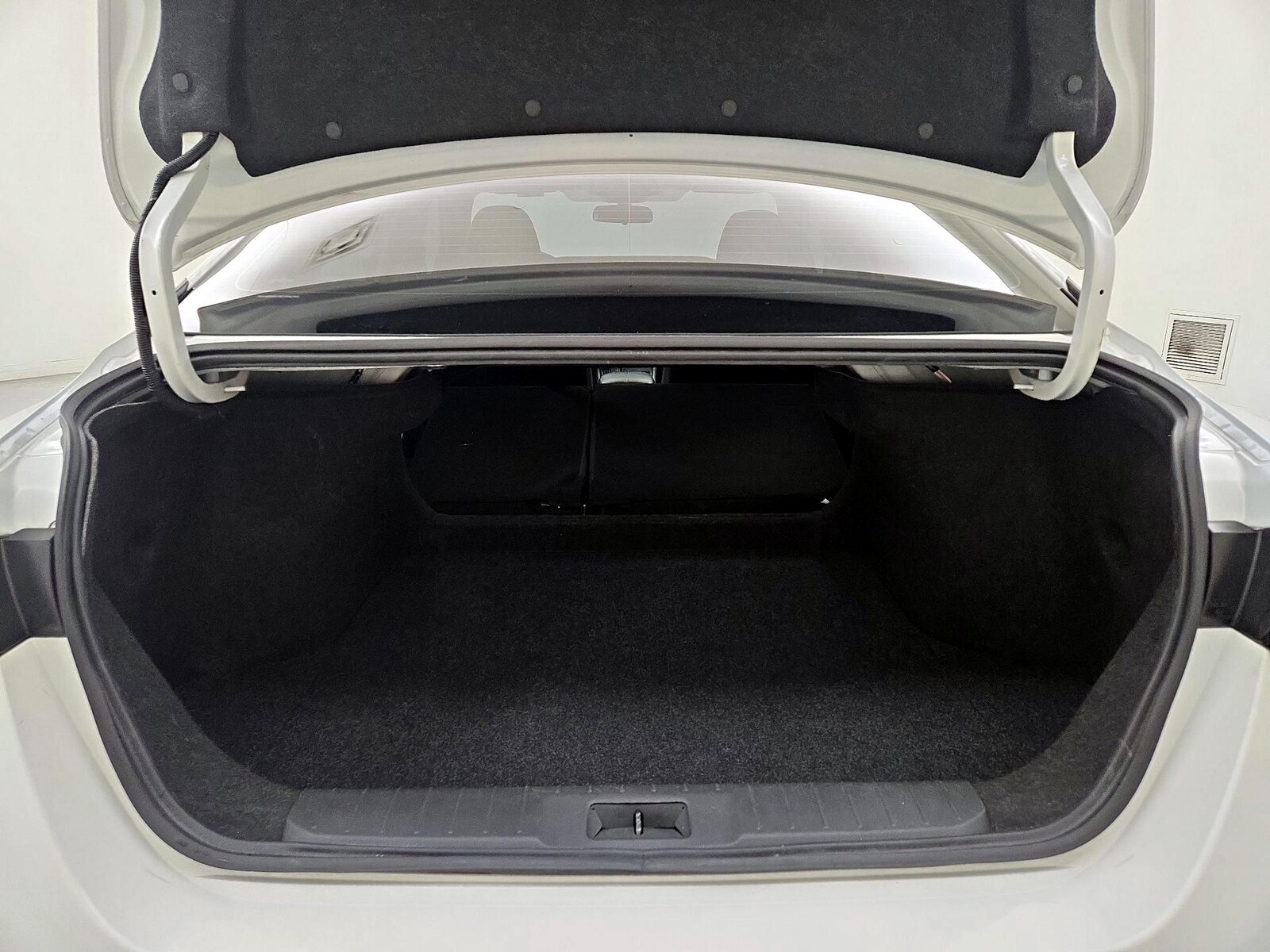 2025 Nissan Sentra S - Photo 22
