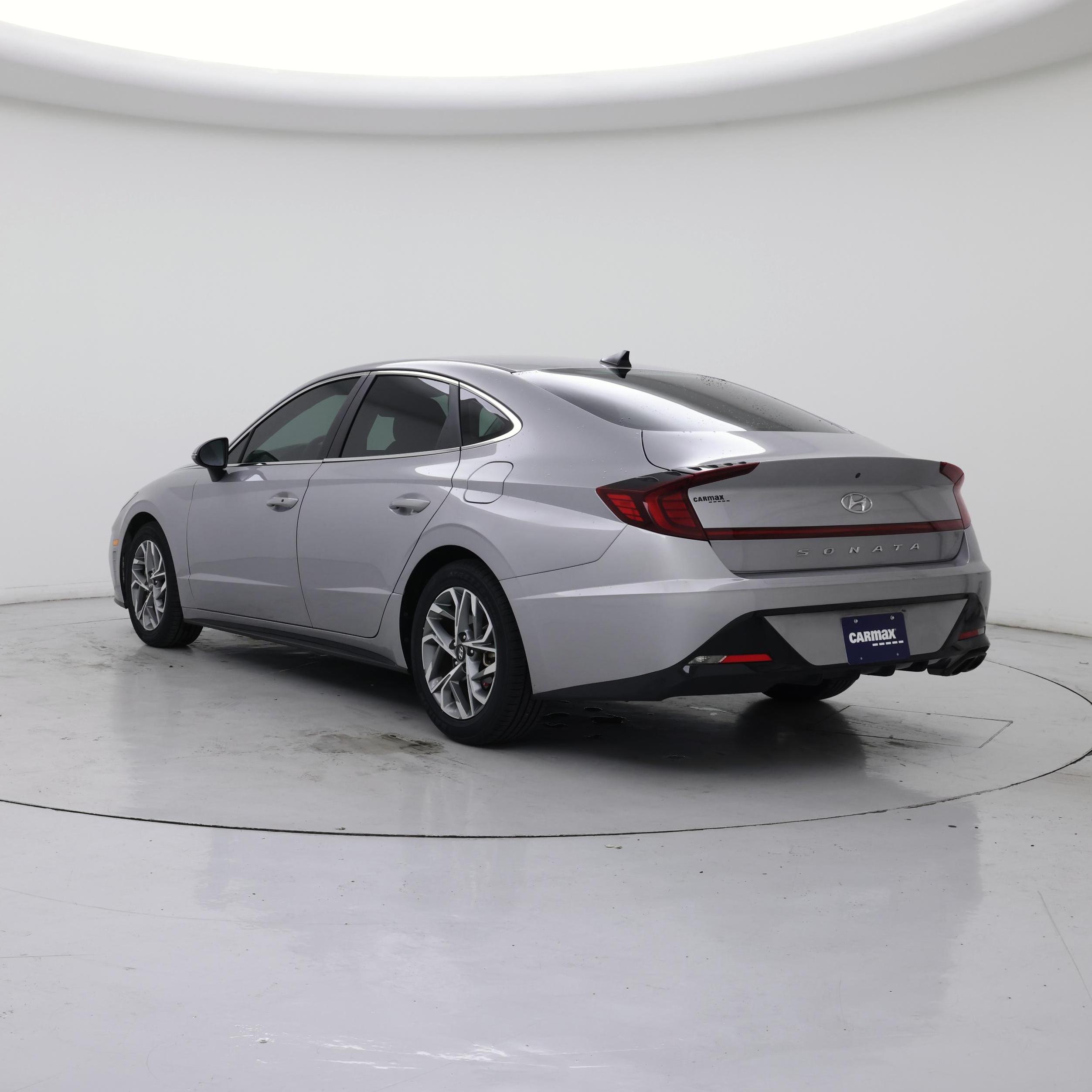 Thumbnail: 2023 Hyundai Sonata - 2
