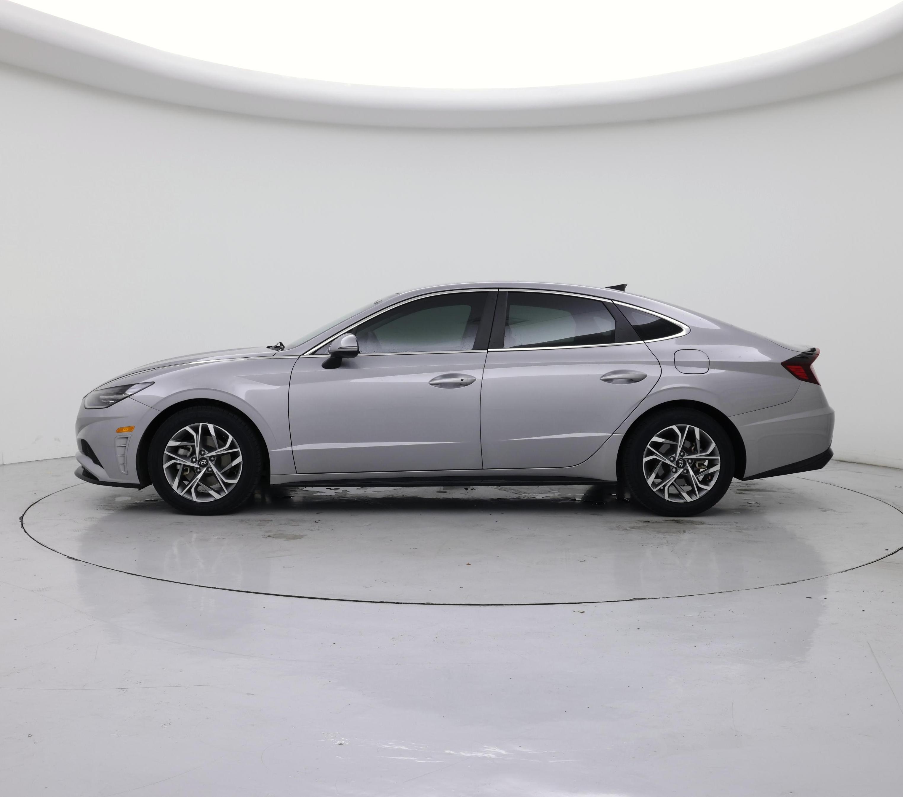 Thumbnail: 2023 Hyundai Sonata - 3