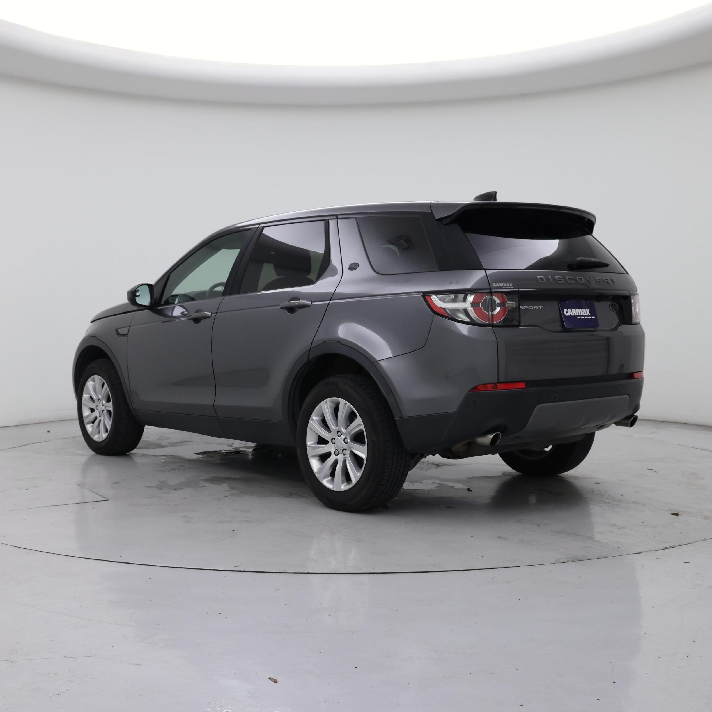 Thumbnail: 2017 Land Rover Discovery Sport - 2