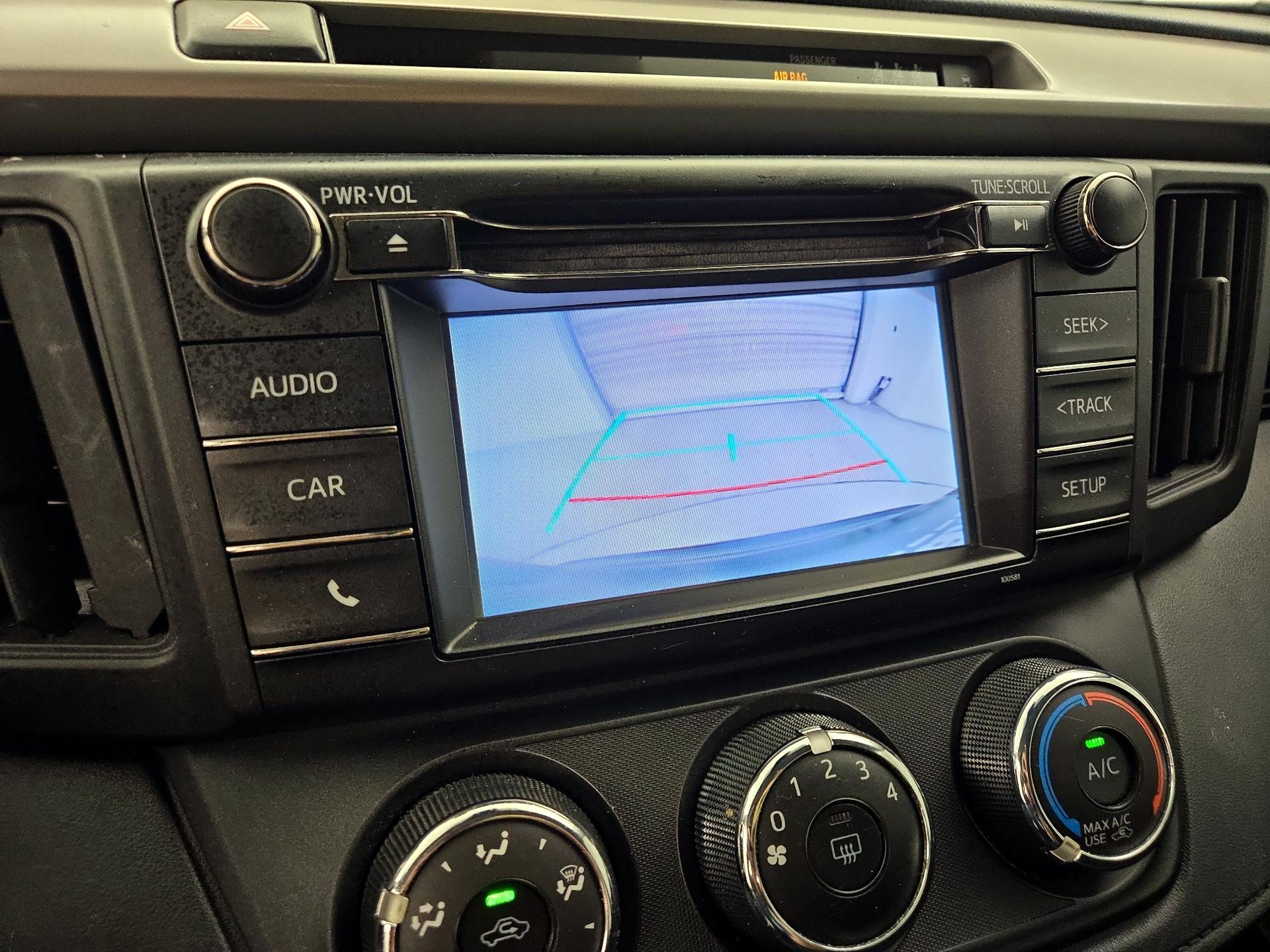 Thumbnail: 2018 Toyota RAV4 - 14