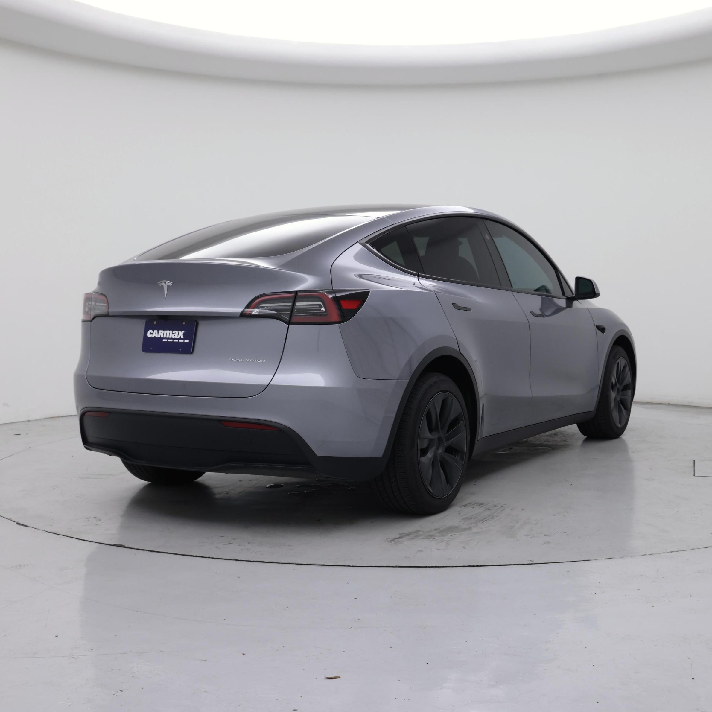 Thumbnail: 2024 Tesla Model Y - 8