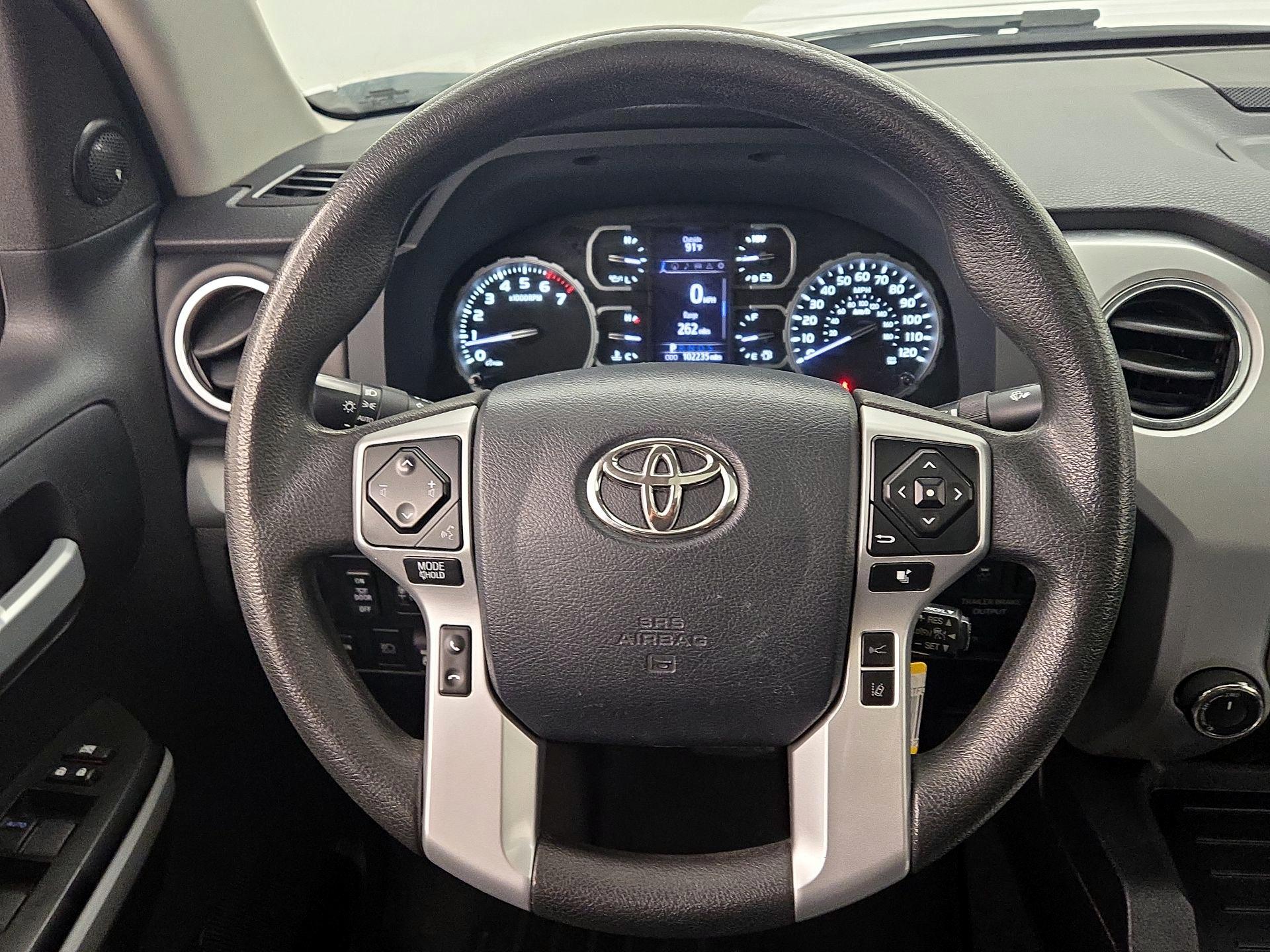 Thumbnail: 2019 Toyota Tundra - 10