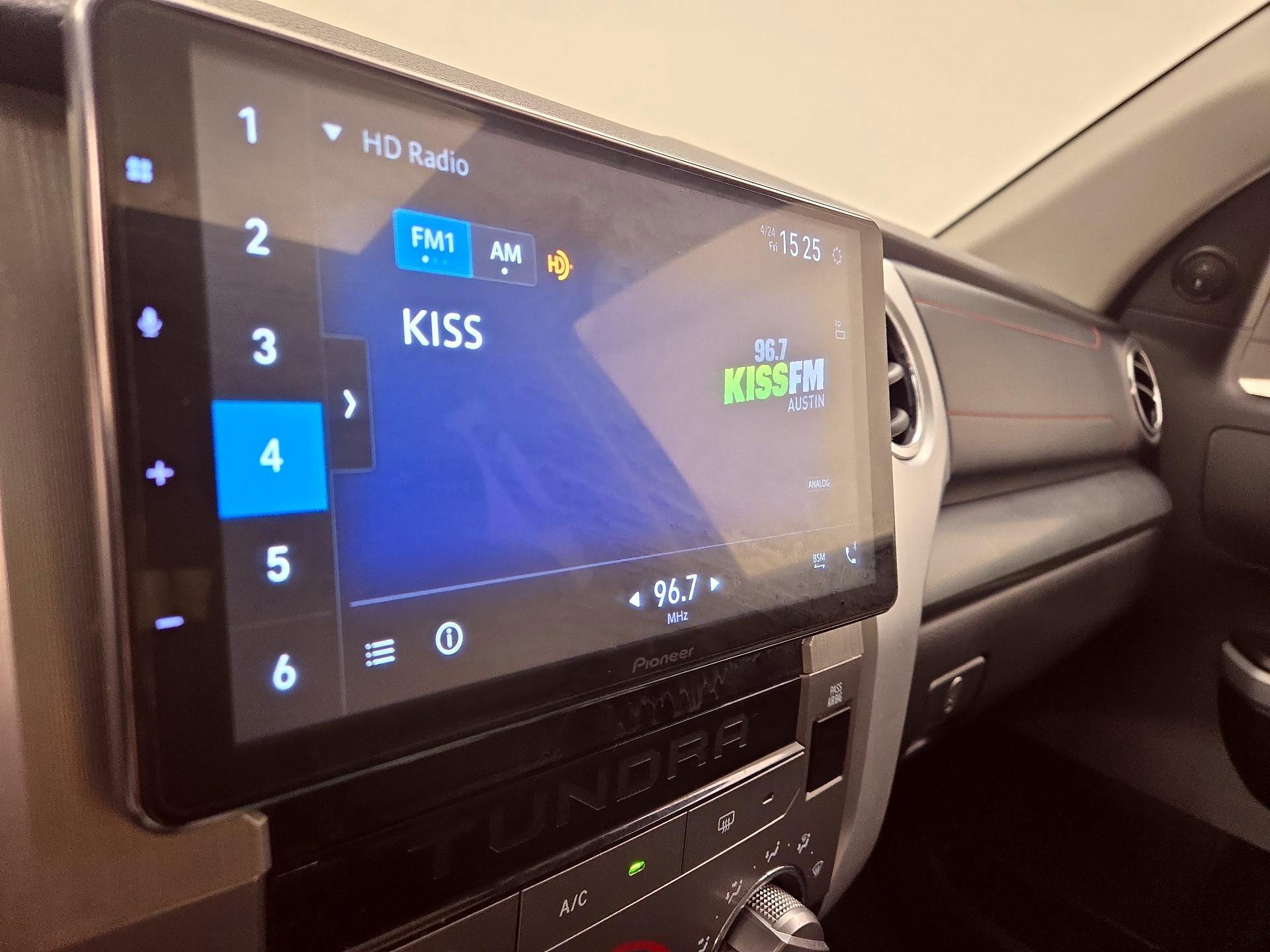 Thumbnail: 2019 Toyota Tundra - 15