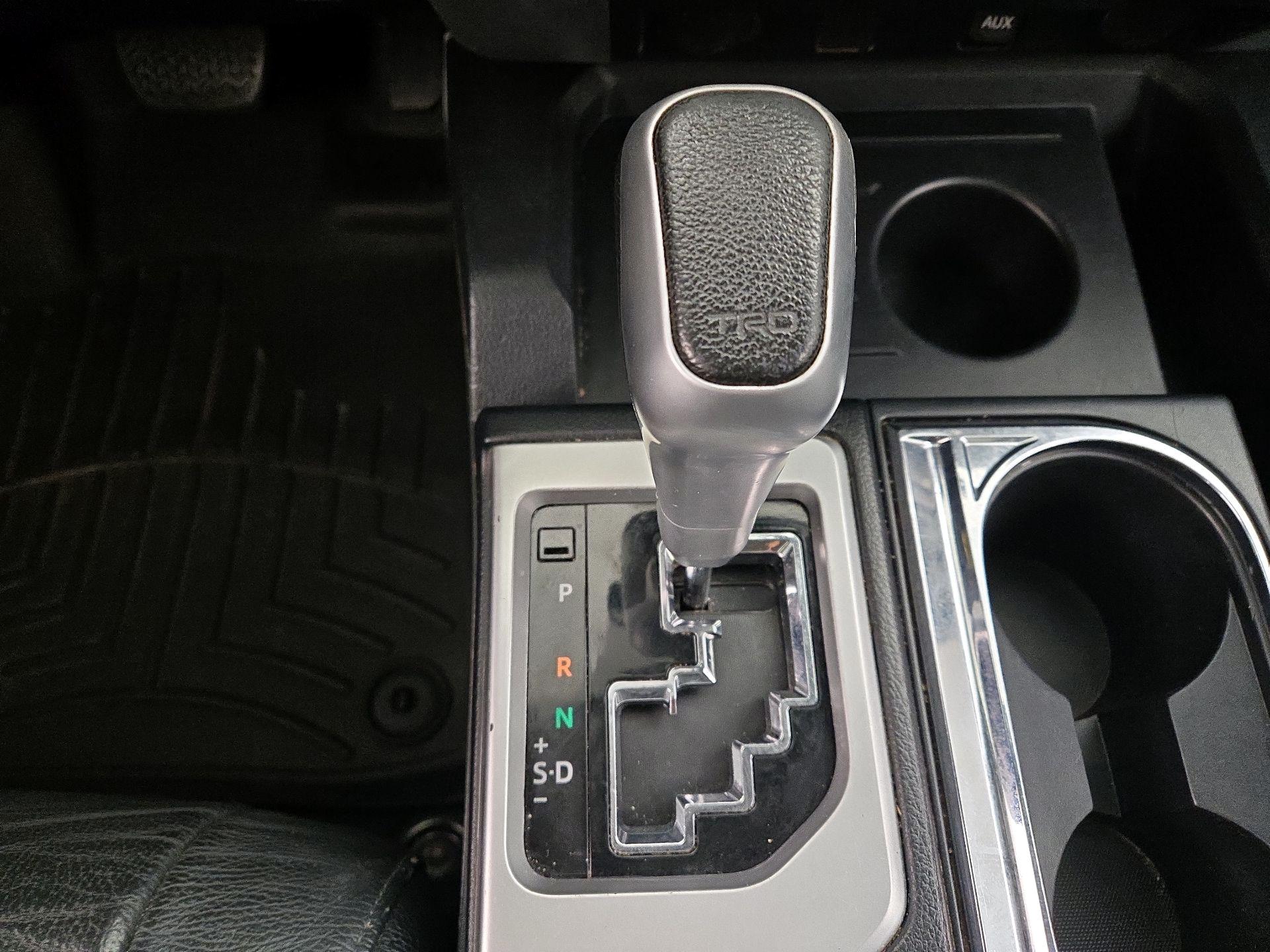 Thumbnail: 2019 Toyota Tundra - 17