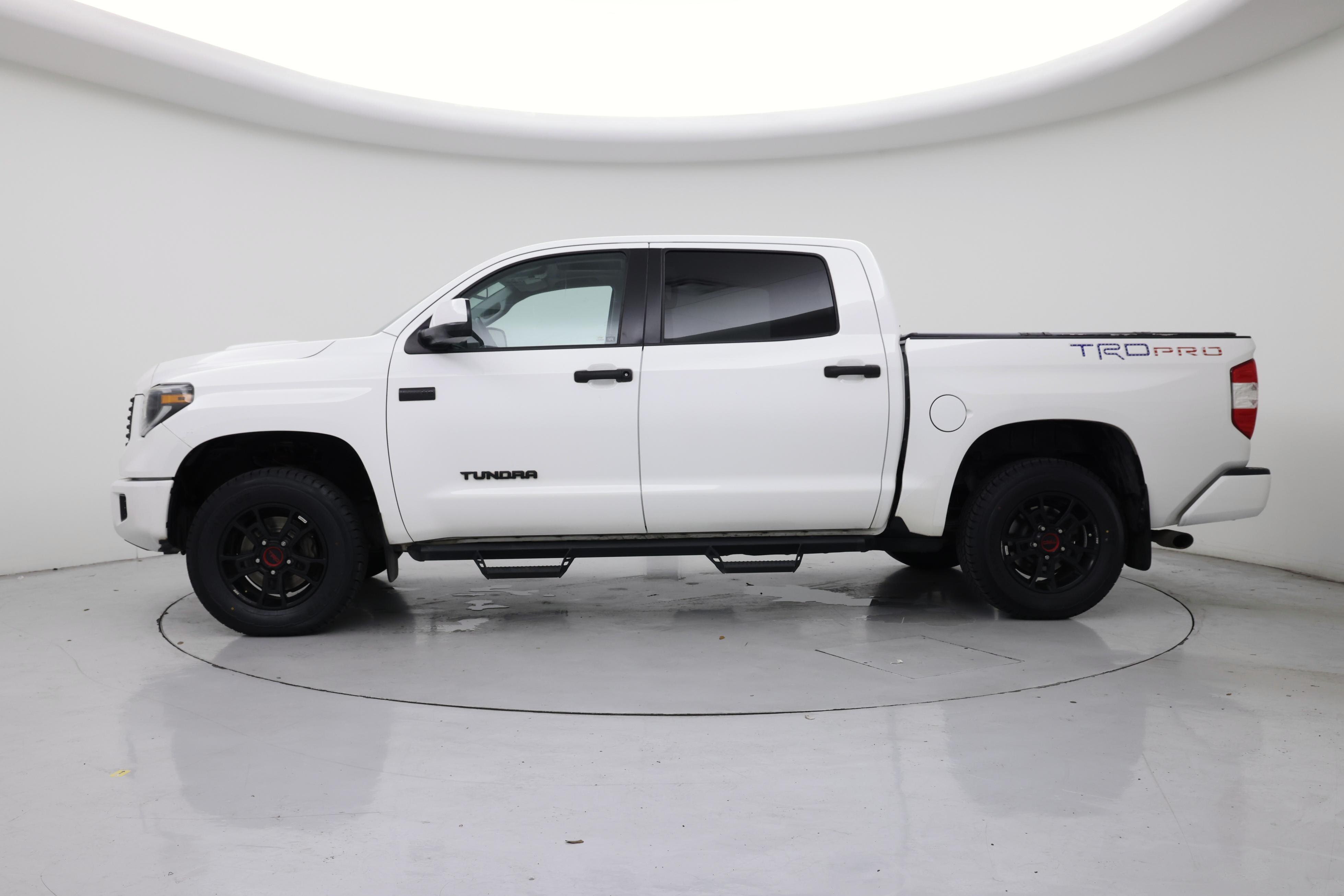 Thumbnail: 2019 Toyota Tundra - 3