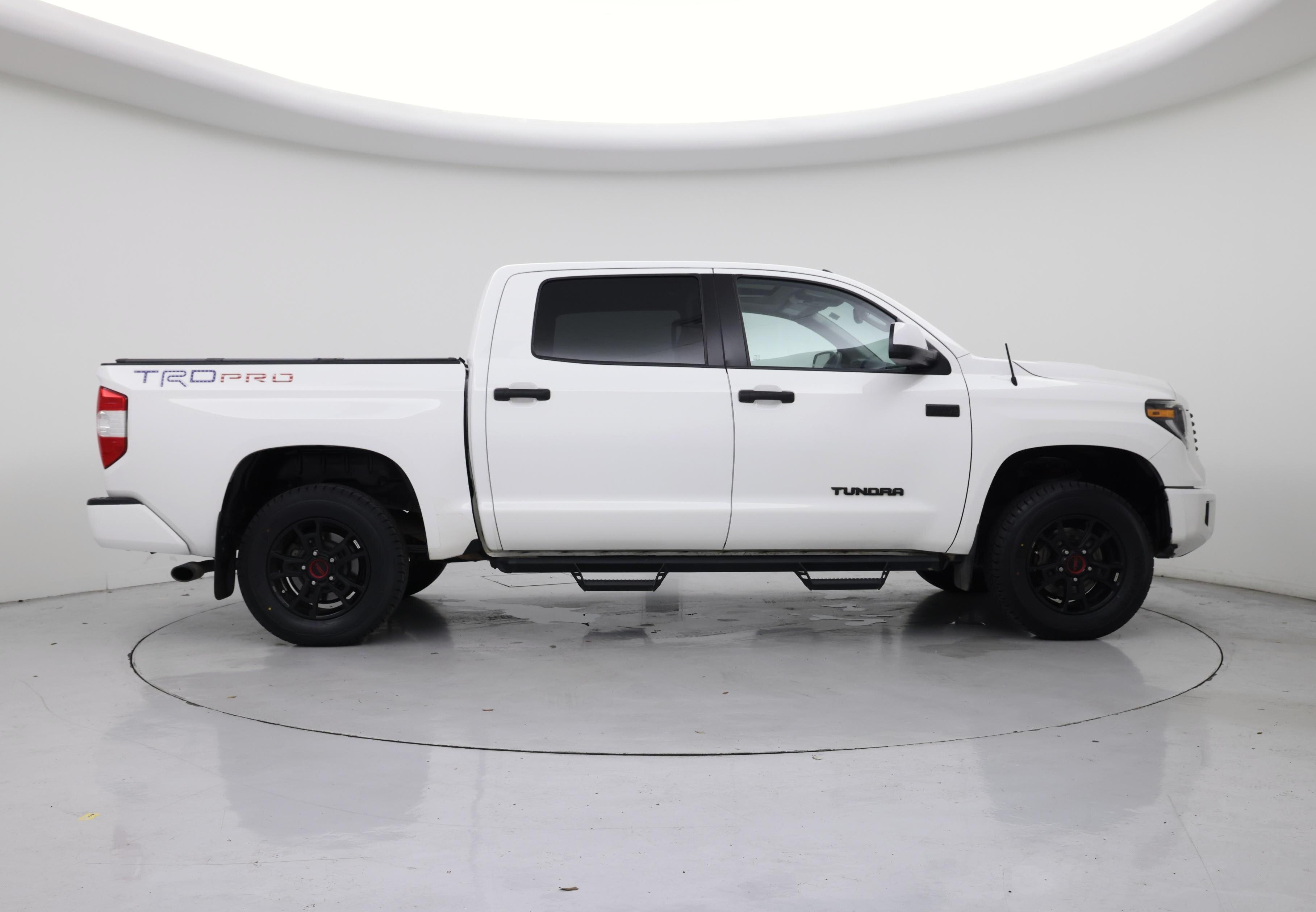Thumbnail: 2019 Toyota Tundra - 7