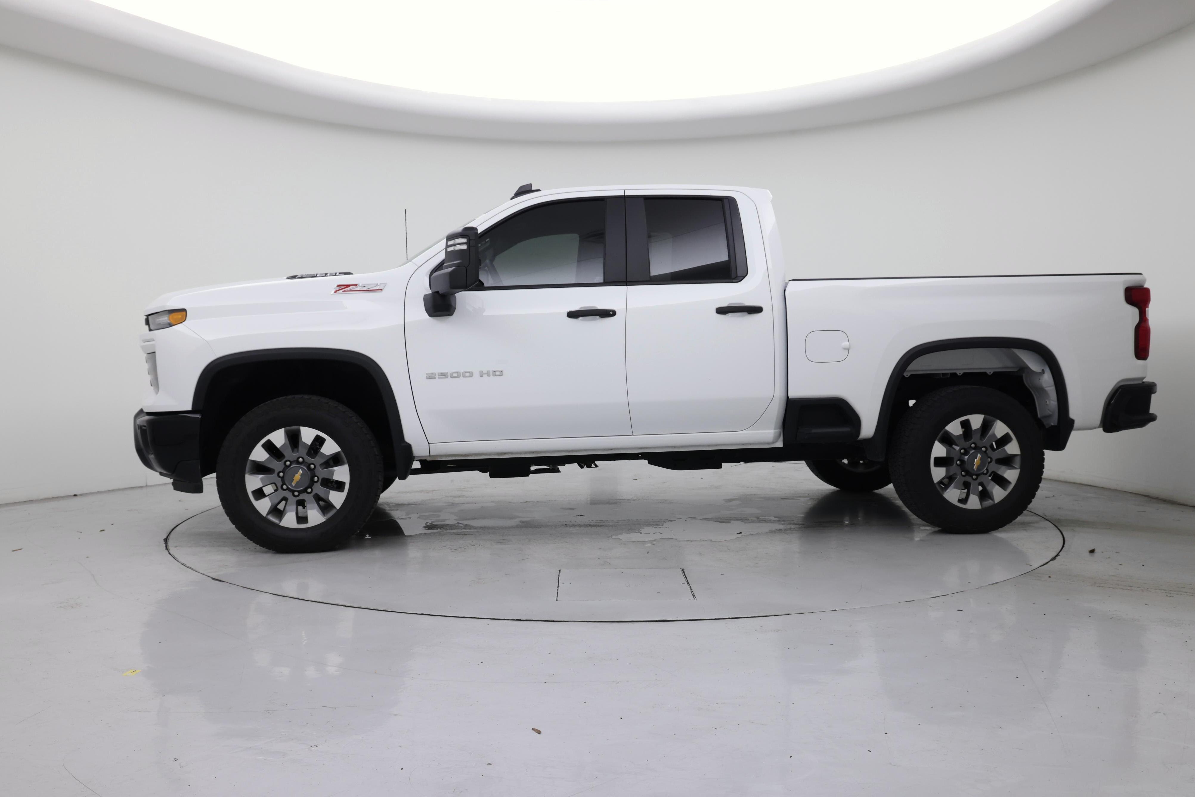 Thumbnail: 2026 Chevrolet Silverado 2500 - 3