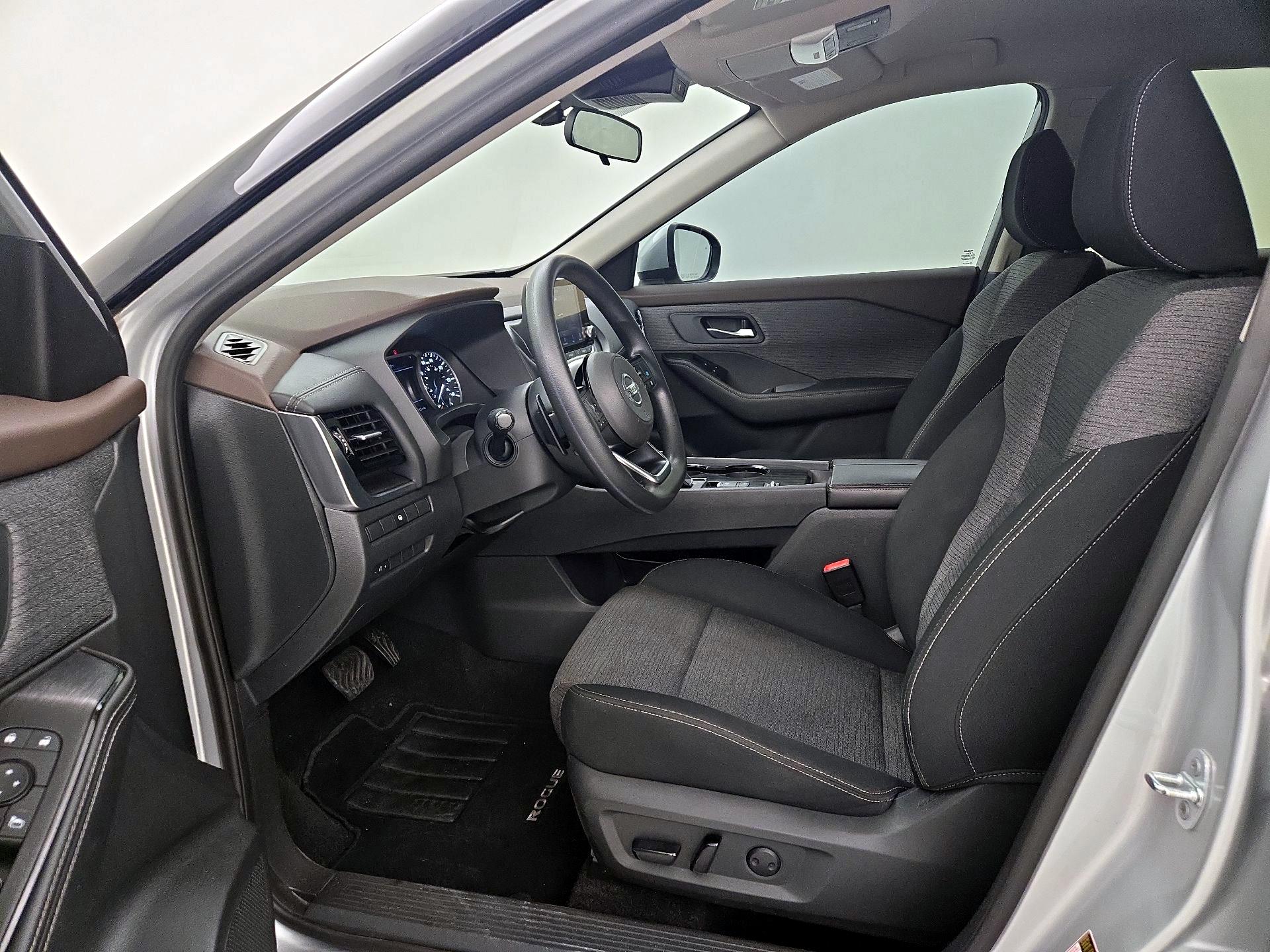 Thumbnail: 2021 Nissan Rogue - 11