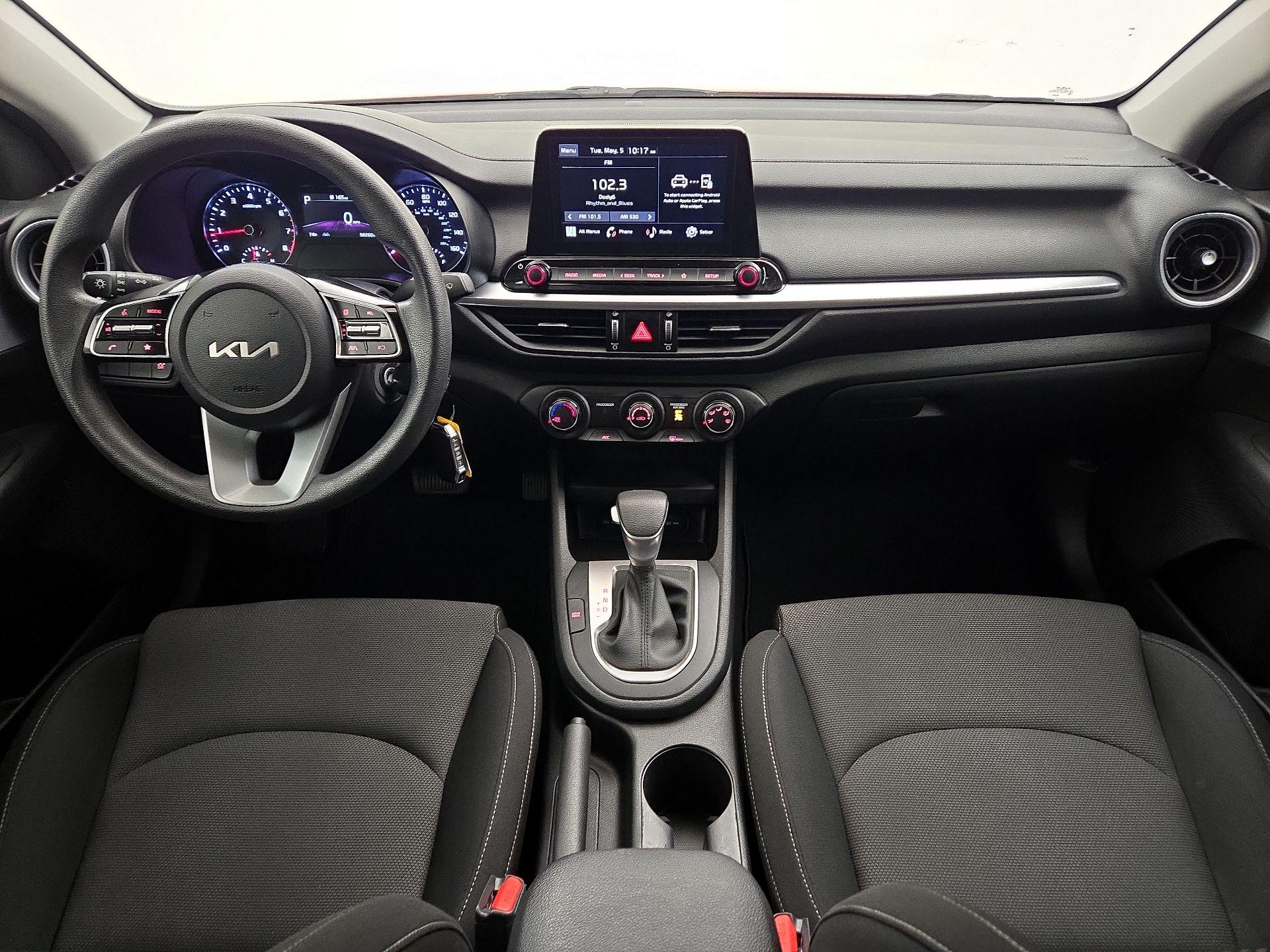 Thumbnail: 2023 Kia Forte - 9