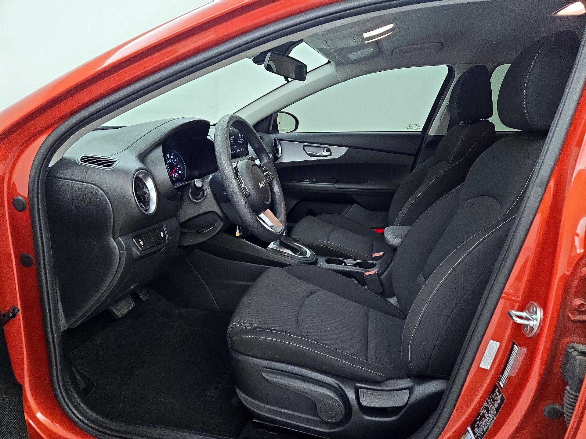 Thumbnail: 2023 Kia Forte - 11