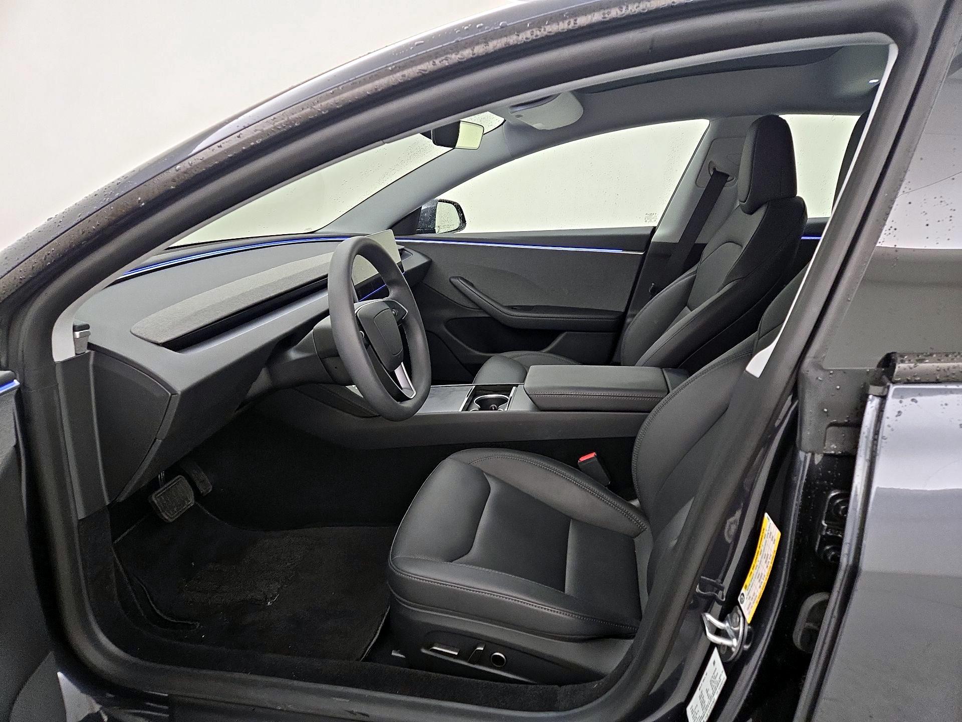 Thumbnail: 2025 Tesla Model 3 - 11