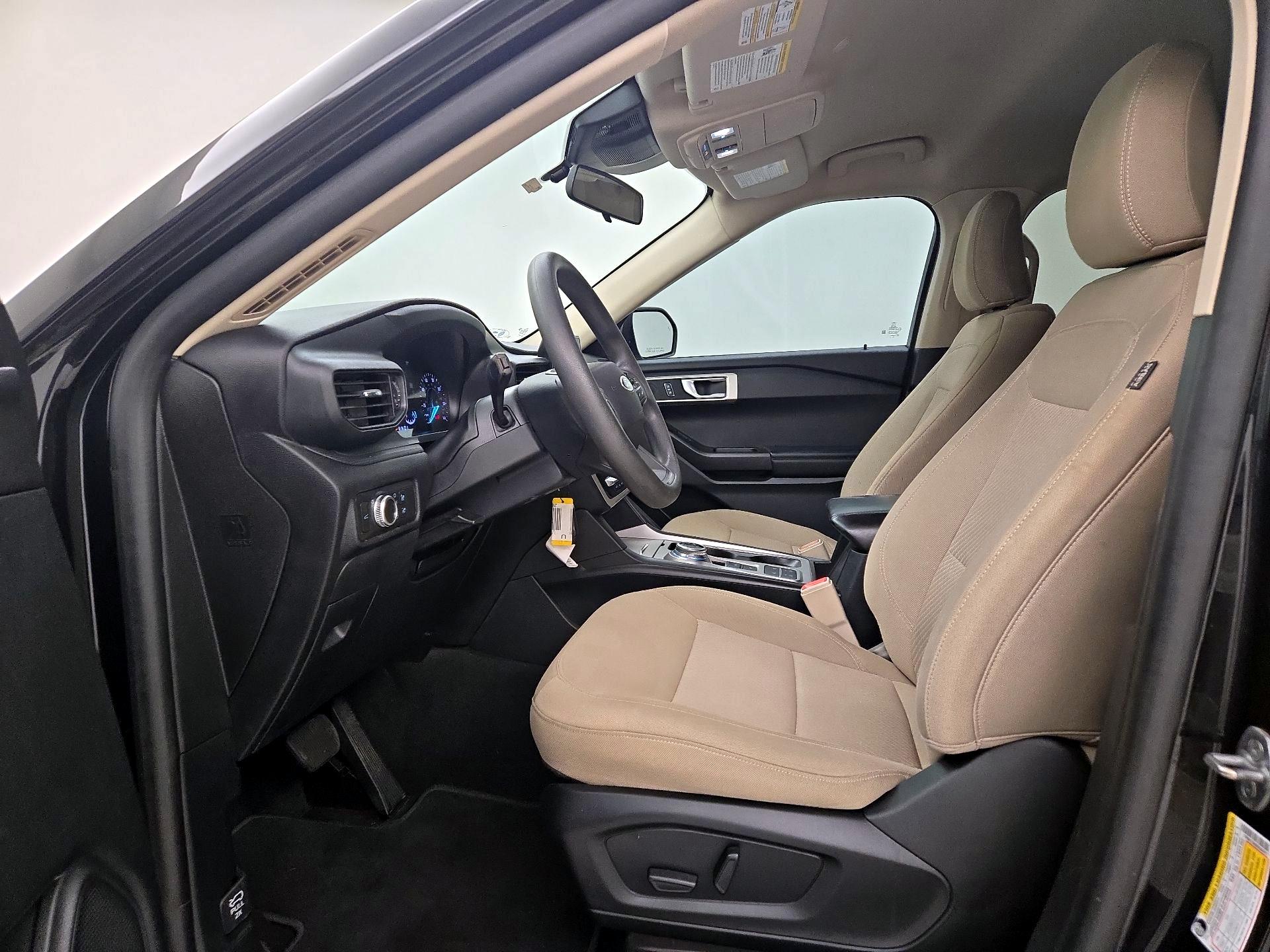 Thumbnail: 2021 Ford Explorer - 11
