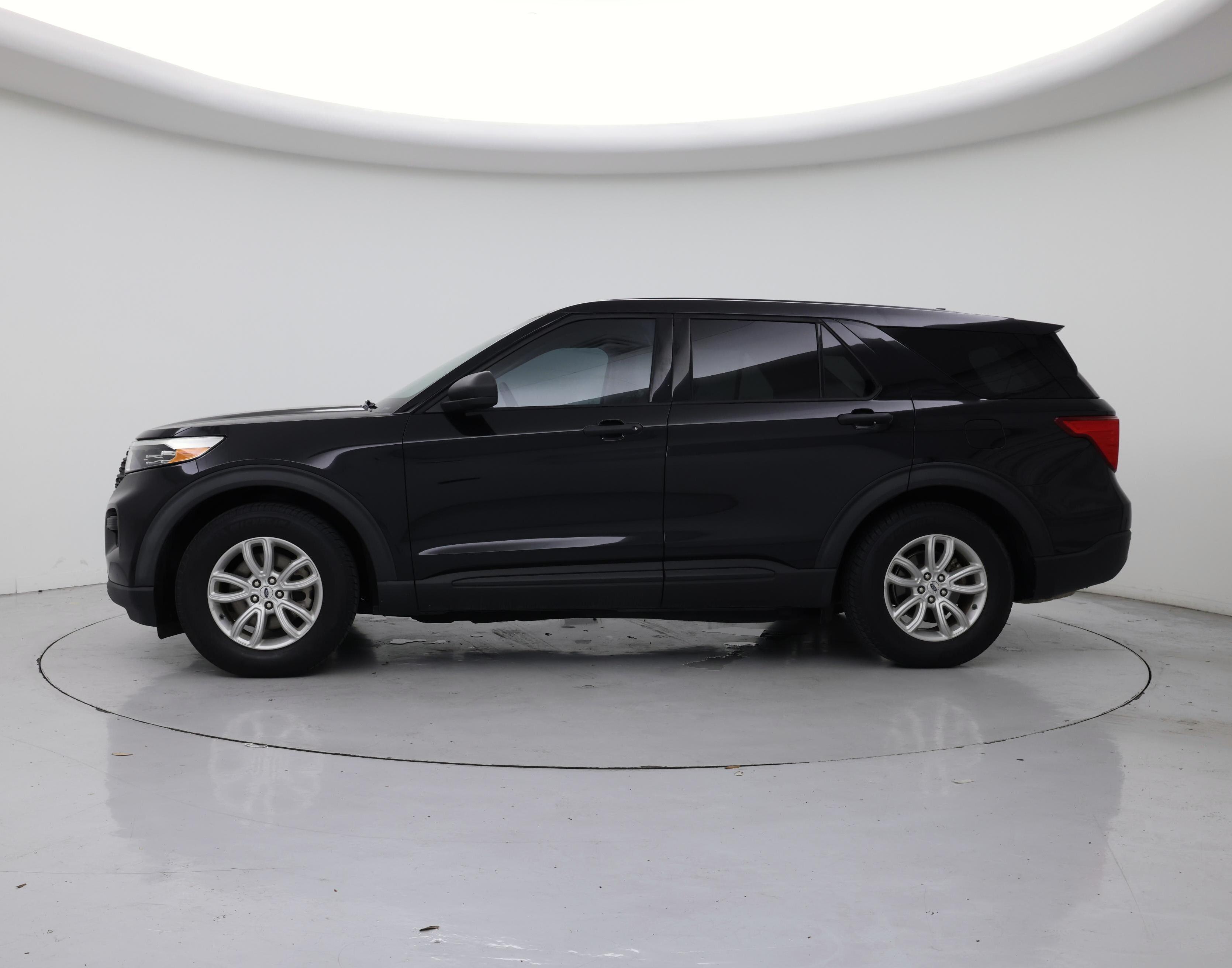 Thumbnail: 2021 Ford Explorer - 3