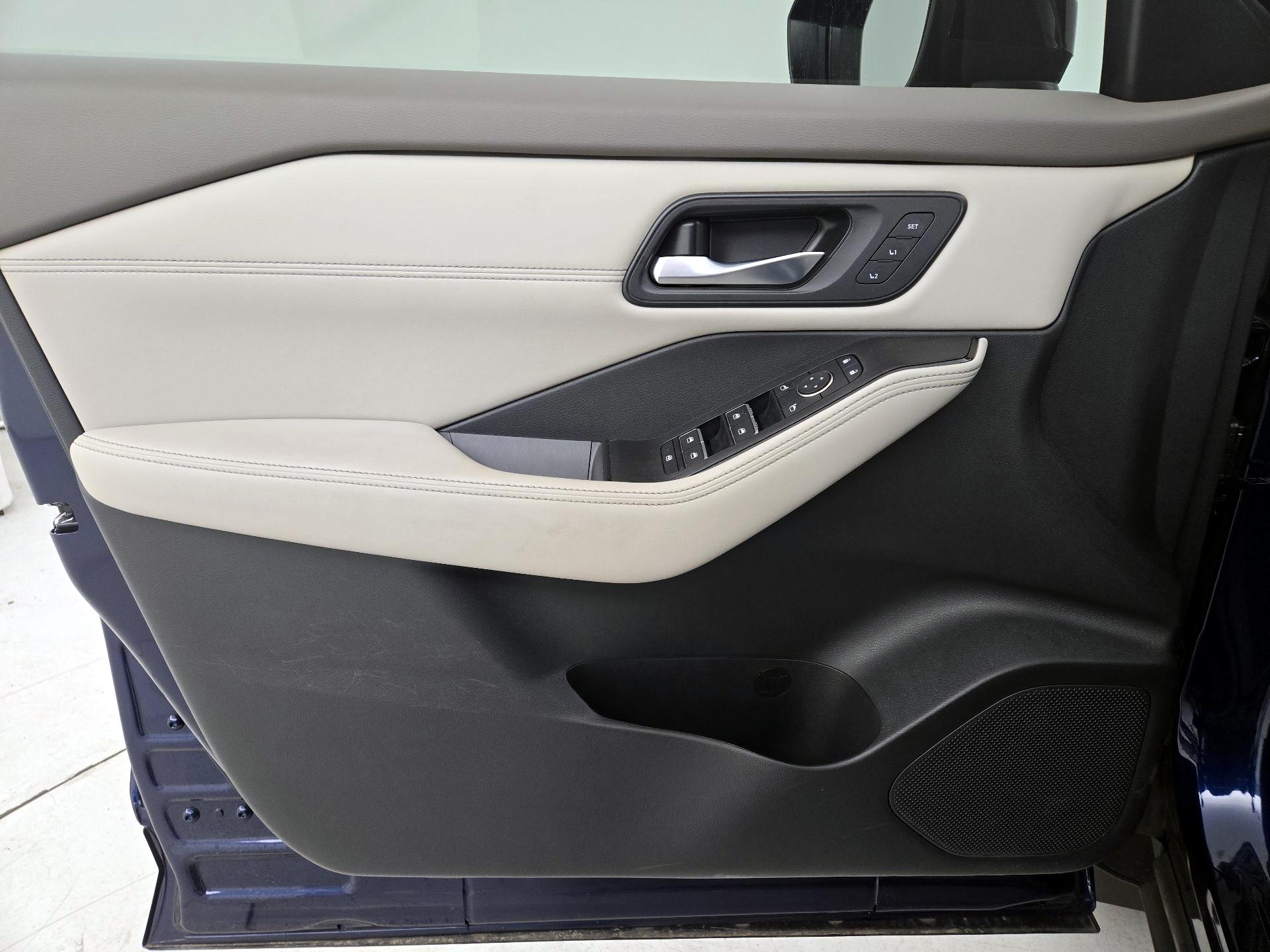 Thumbnail: 2024 Nissan Rogue - 12