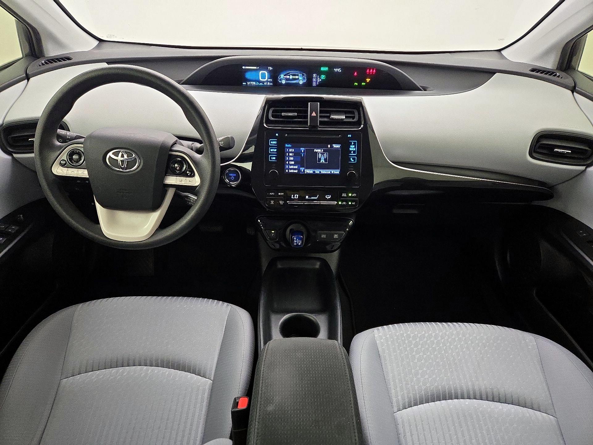 Thumbnail: 2017 Toyota Prius - 9