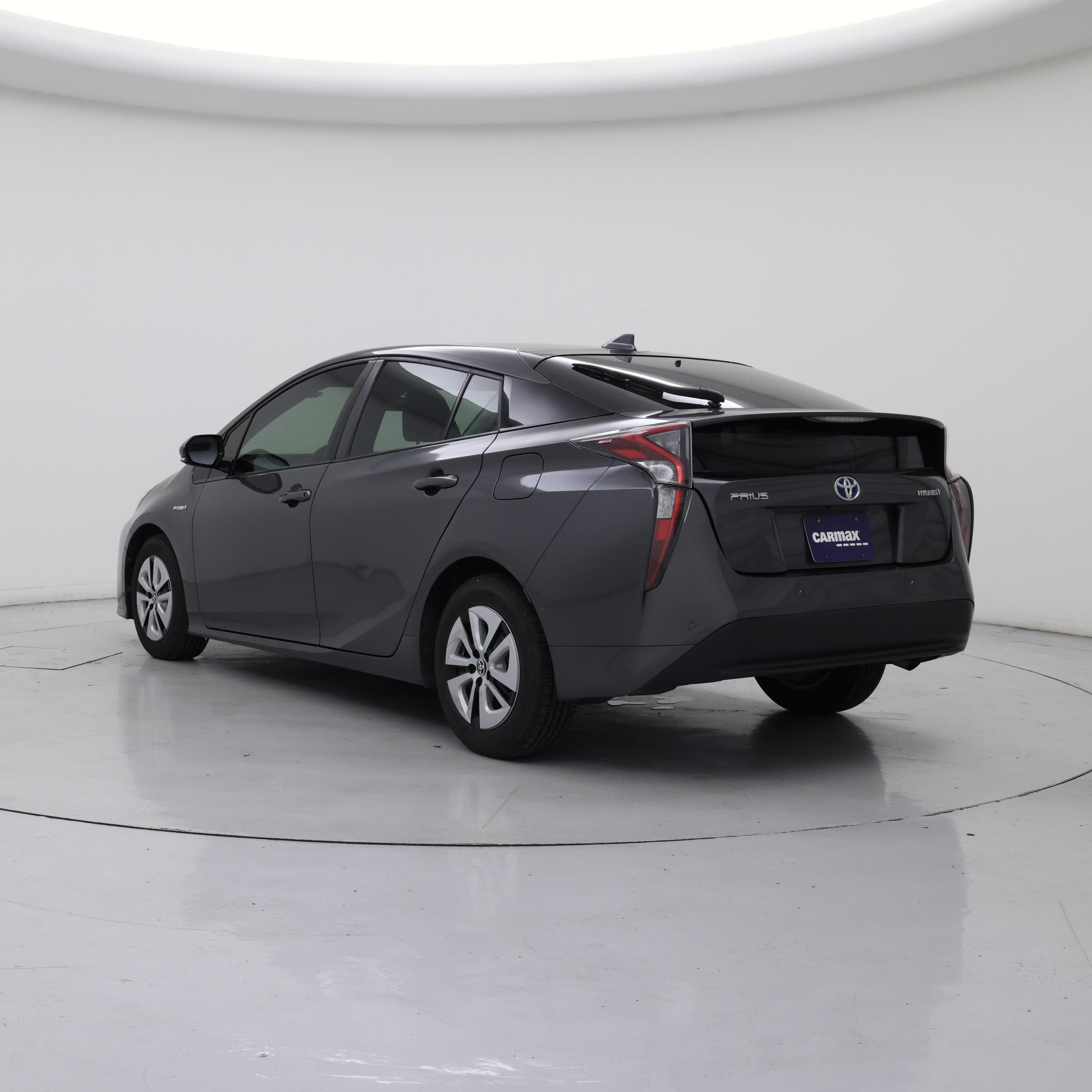 Thumbnail: 2017 Toyota Prius - 2