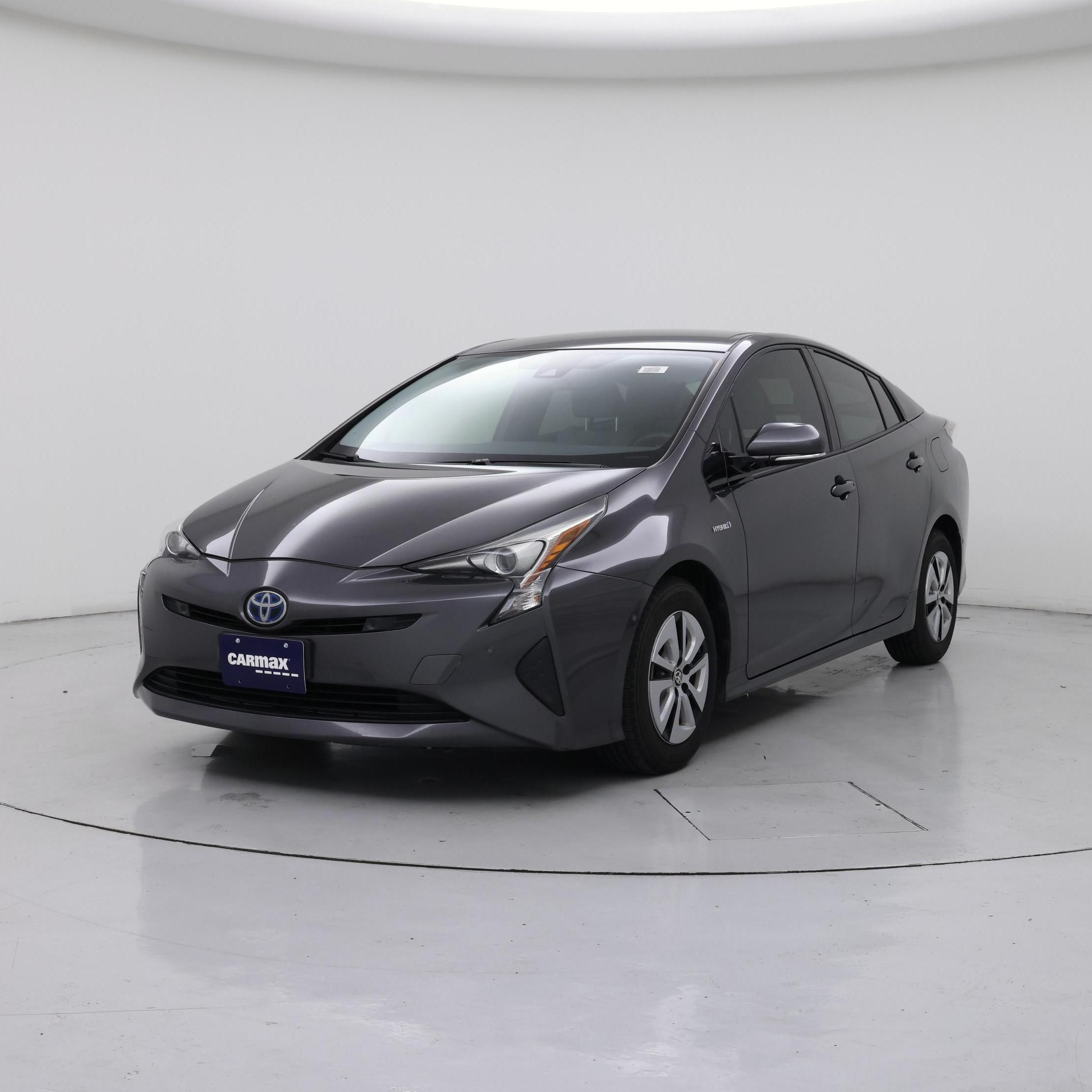 Thumbnail: 2017 Toyota Prius - 4