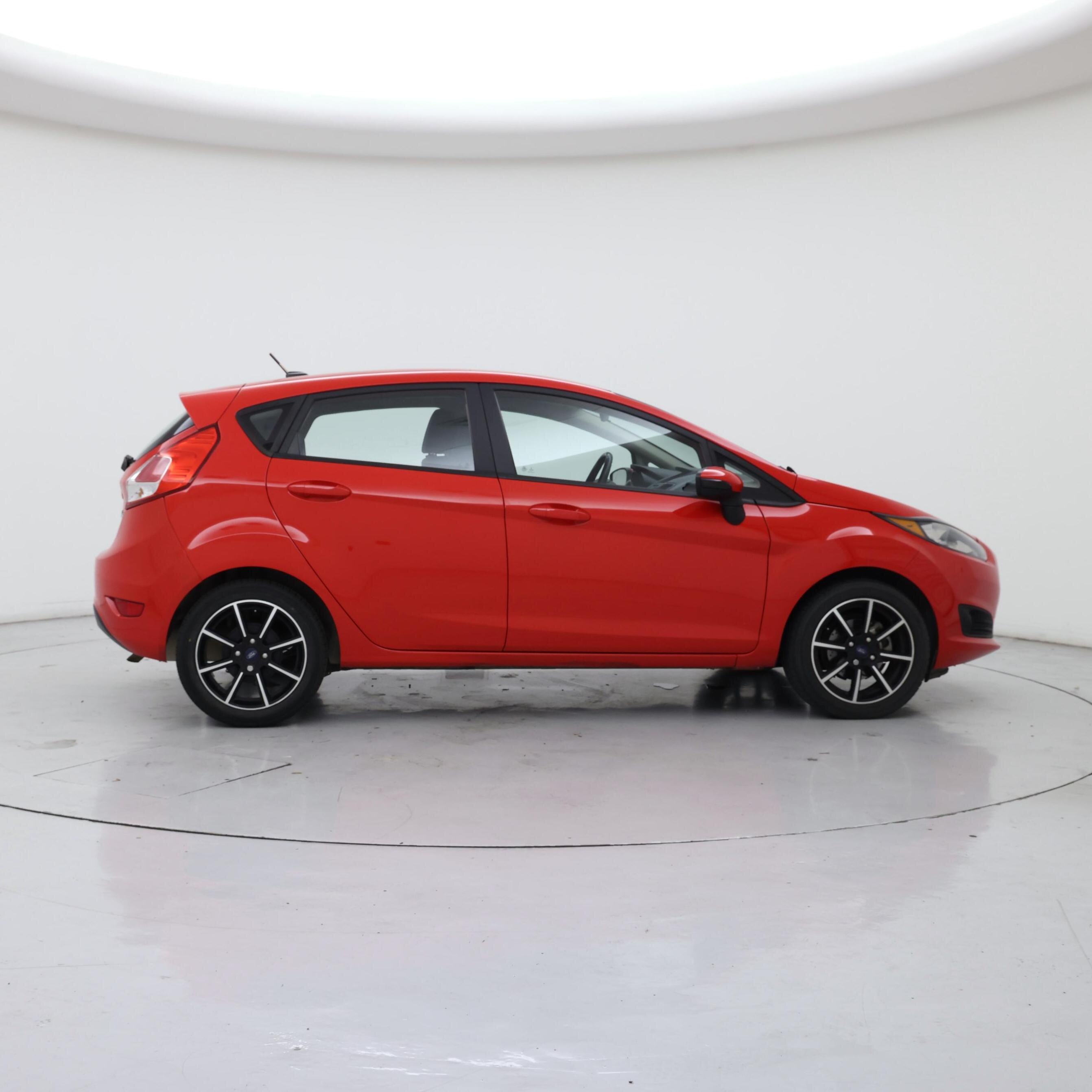Thumbnail: 2015 Ford Fiesta - 7