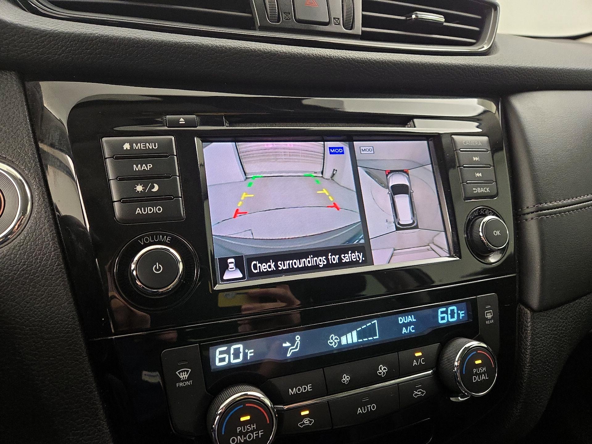 Thumbnail: 2019 Nissan Rogue - 15