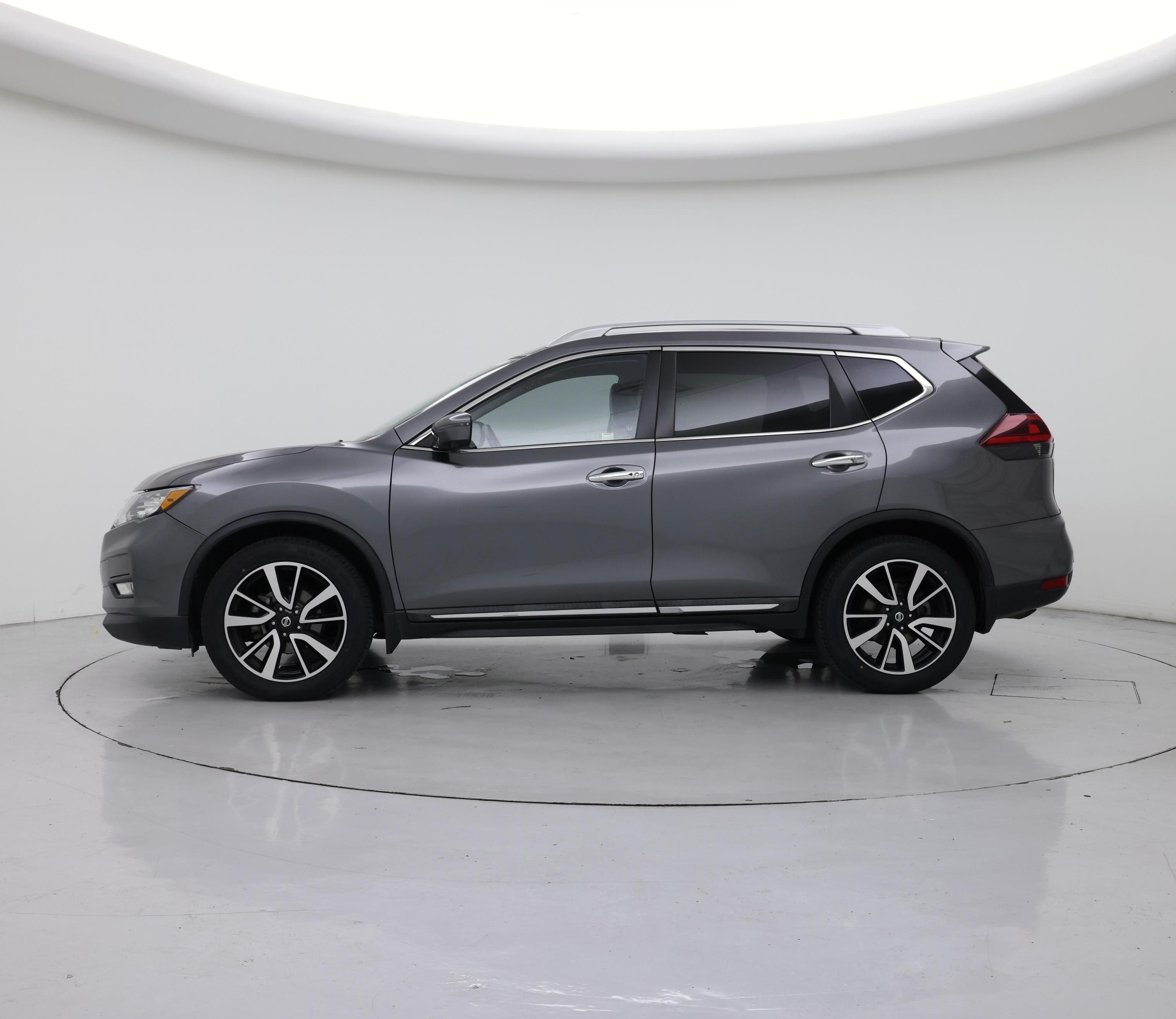 Thumbnail: 2019 Nissan Rogue - 3