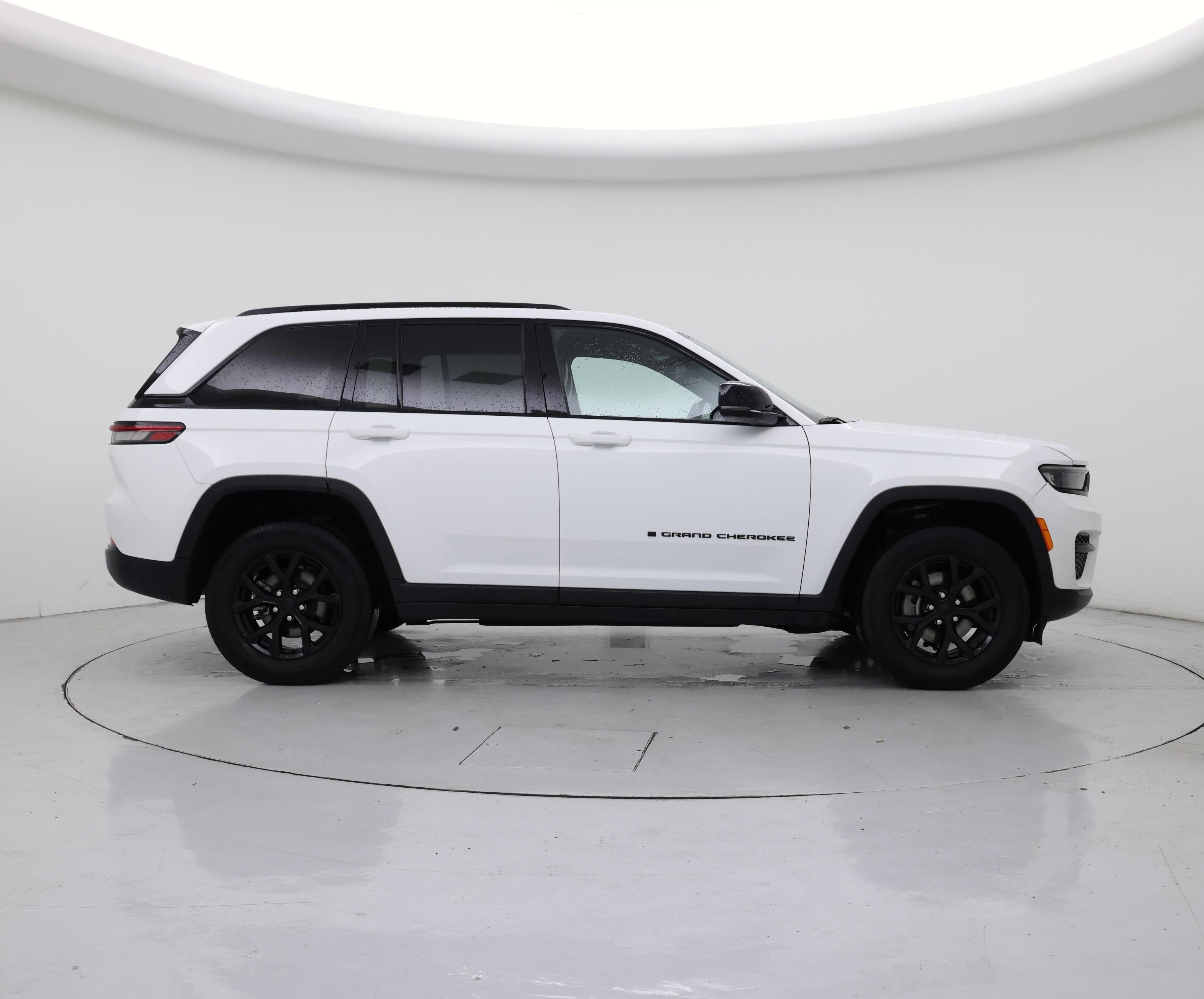 Thumbnail: 2024 Jeep Grand Cherokee - 7