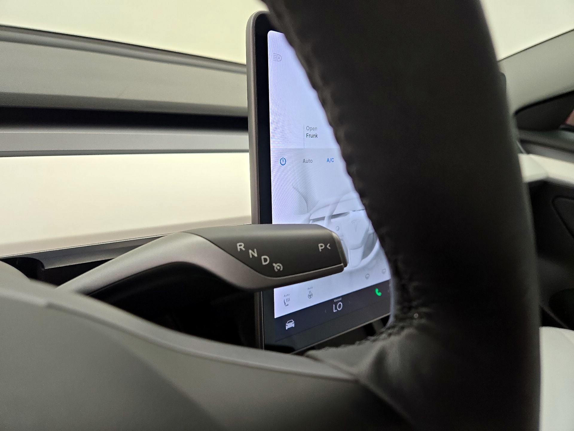 Thumbnail: 2021 Tesla Model 3 - 17