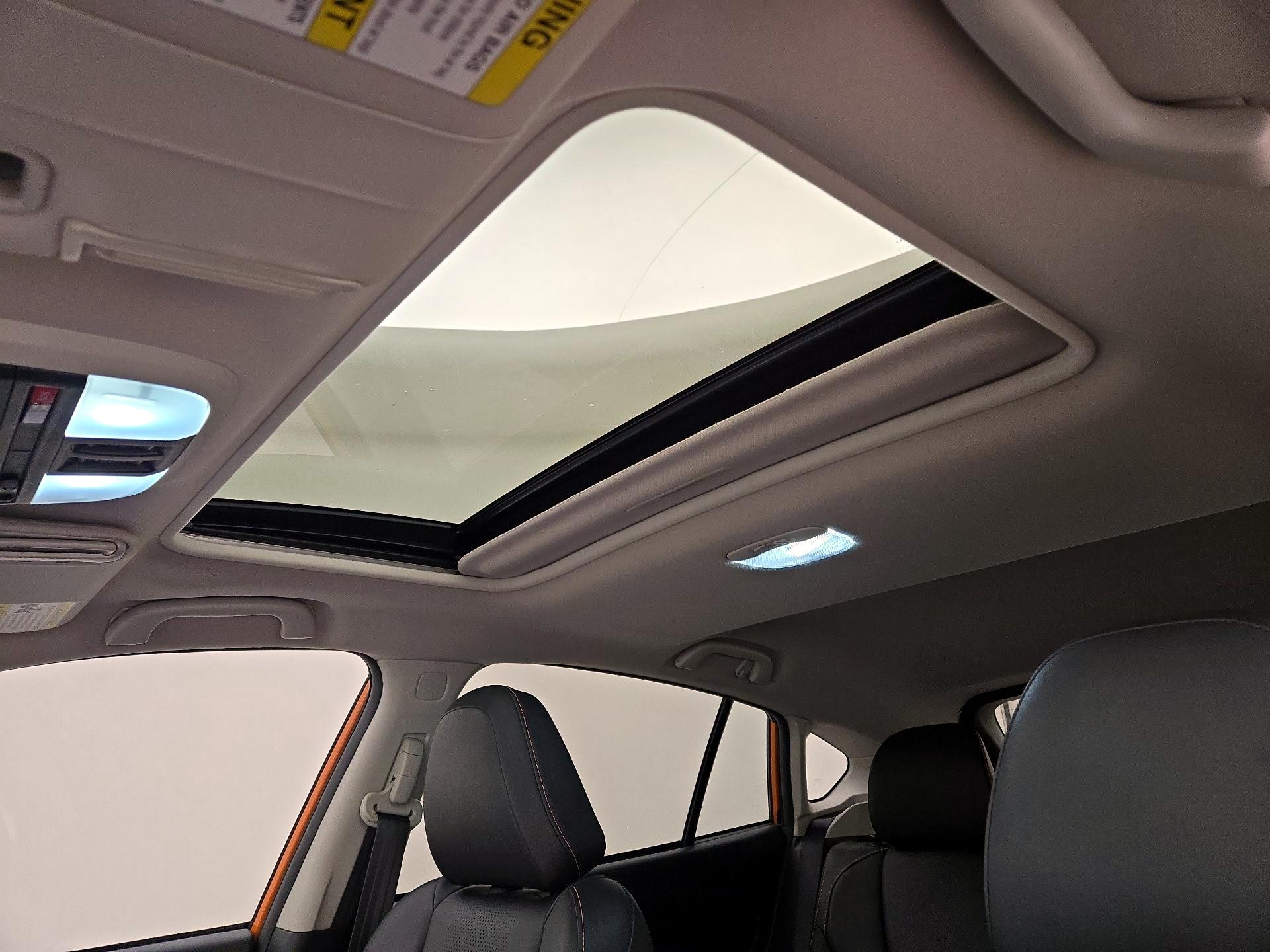 Thumbnail: 2018 Subaru Crosstrek - 18