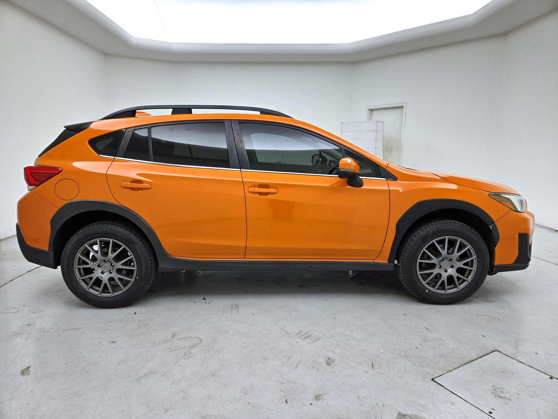 Thumbnail: 2018 Subaru Crosstrek - 4